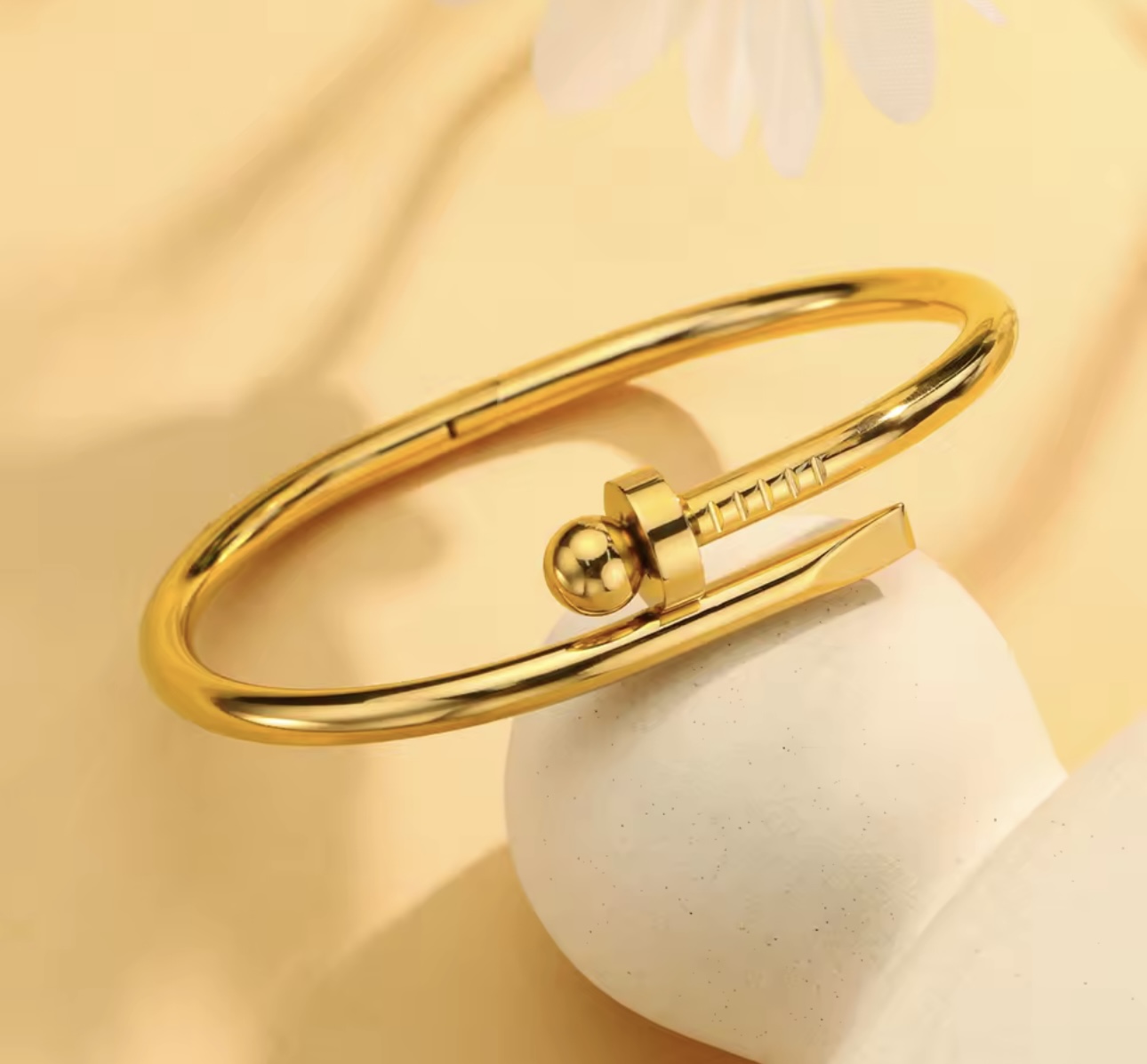Bracelet jonc clou 