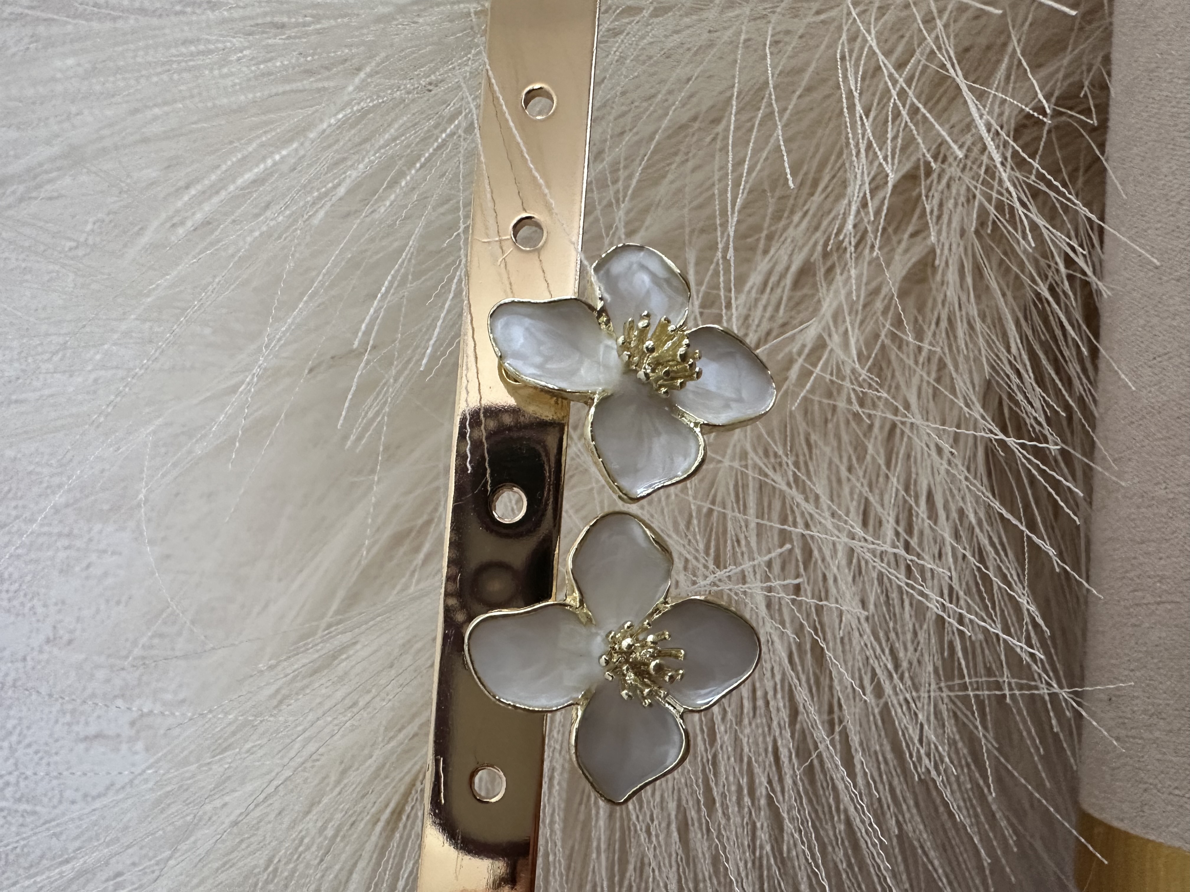 Boucles d’oreilles fleurs nacré