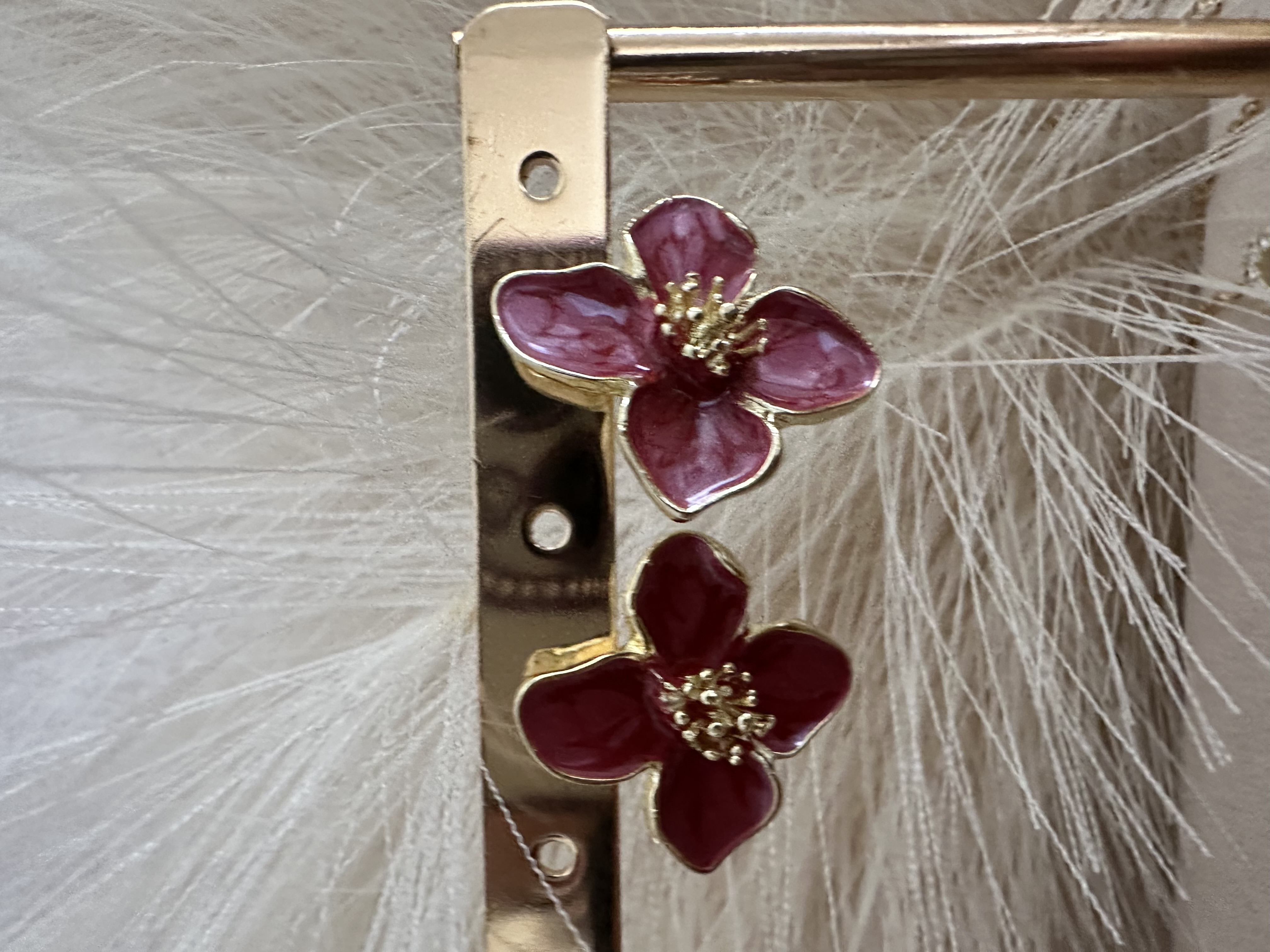 Boucles d’oreilles fleurs nacré 