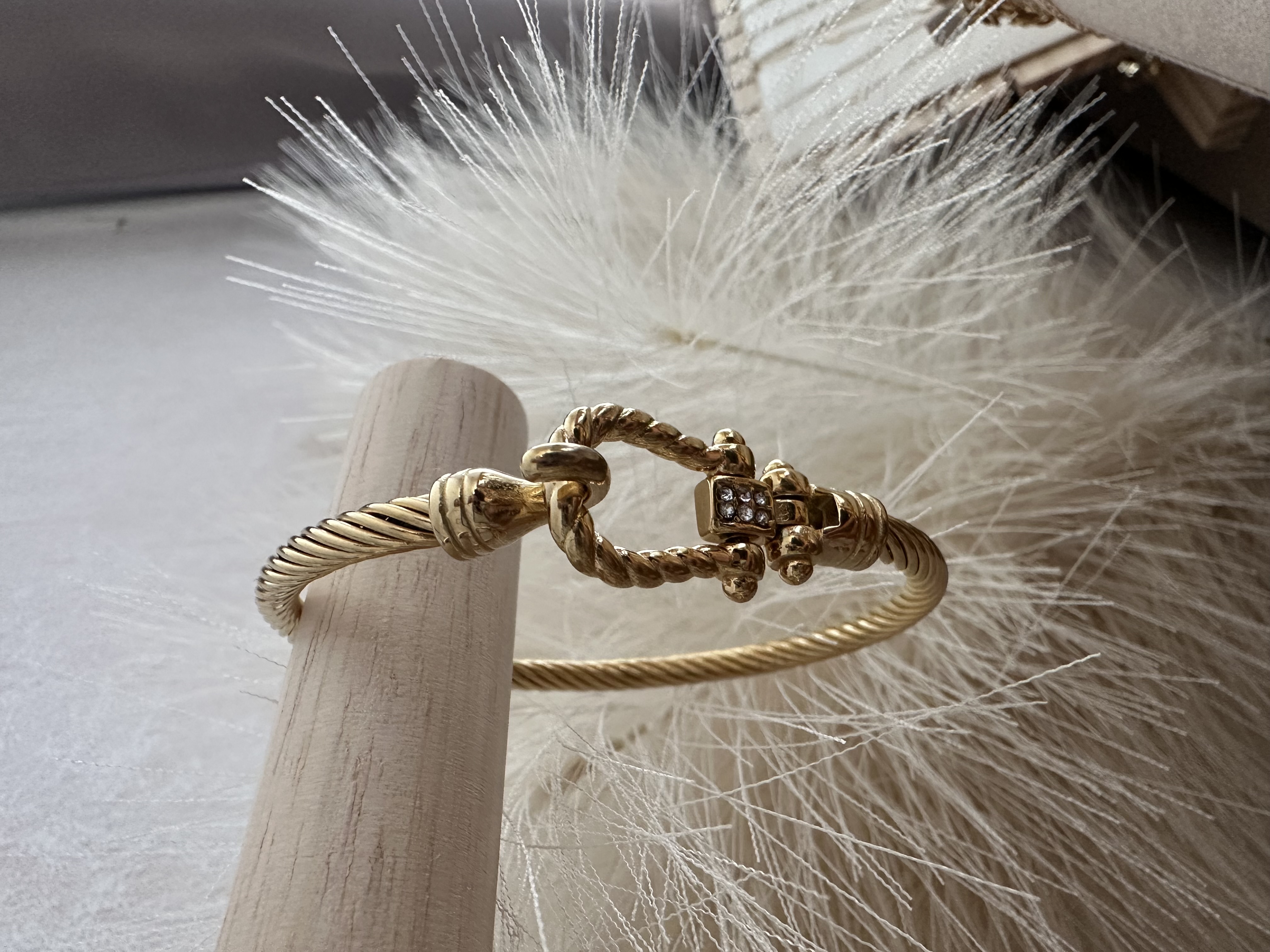 Bracelet fer a cheval diamant