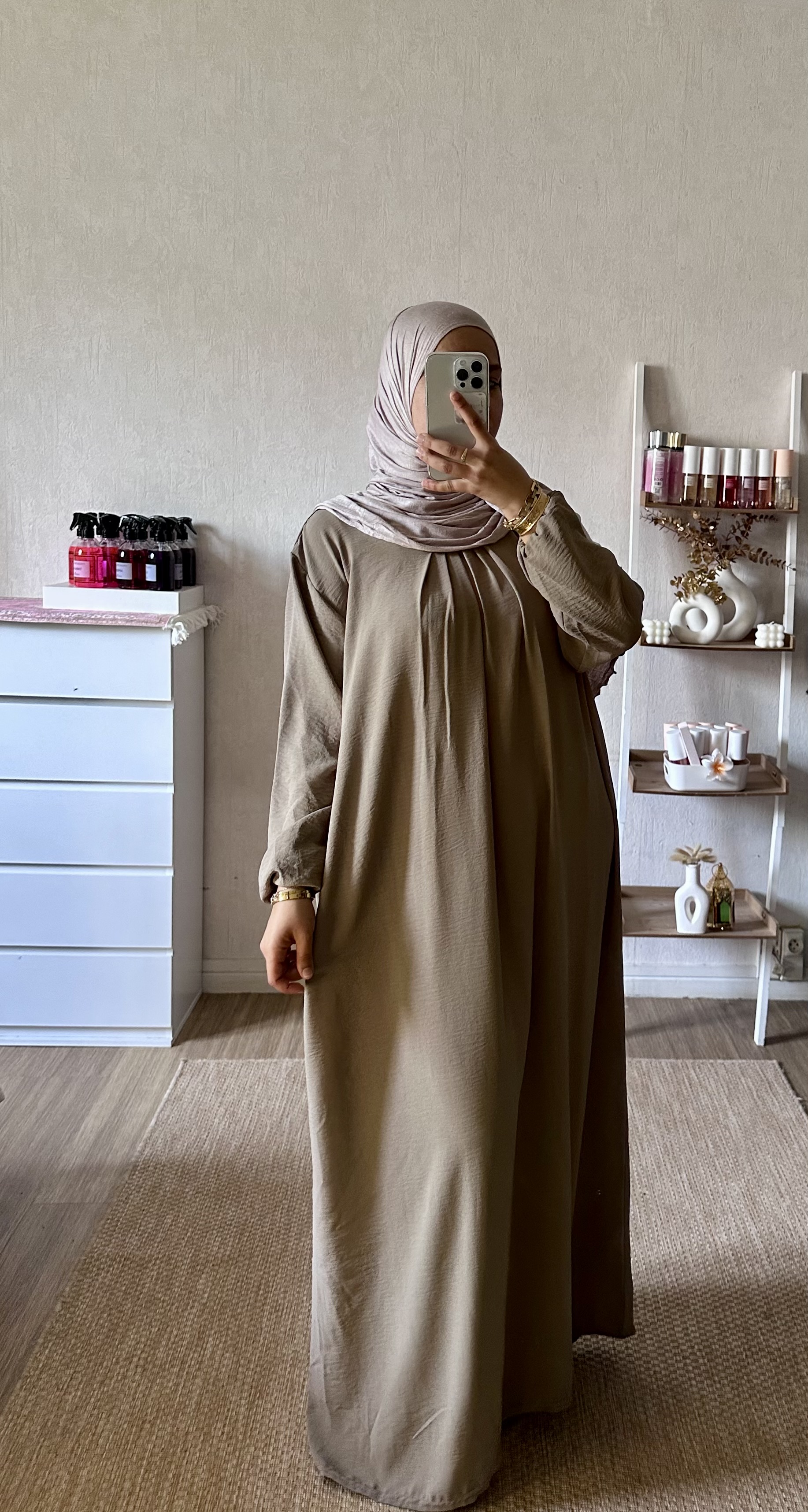 Robe col plissé