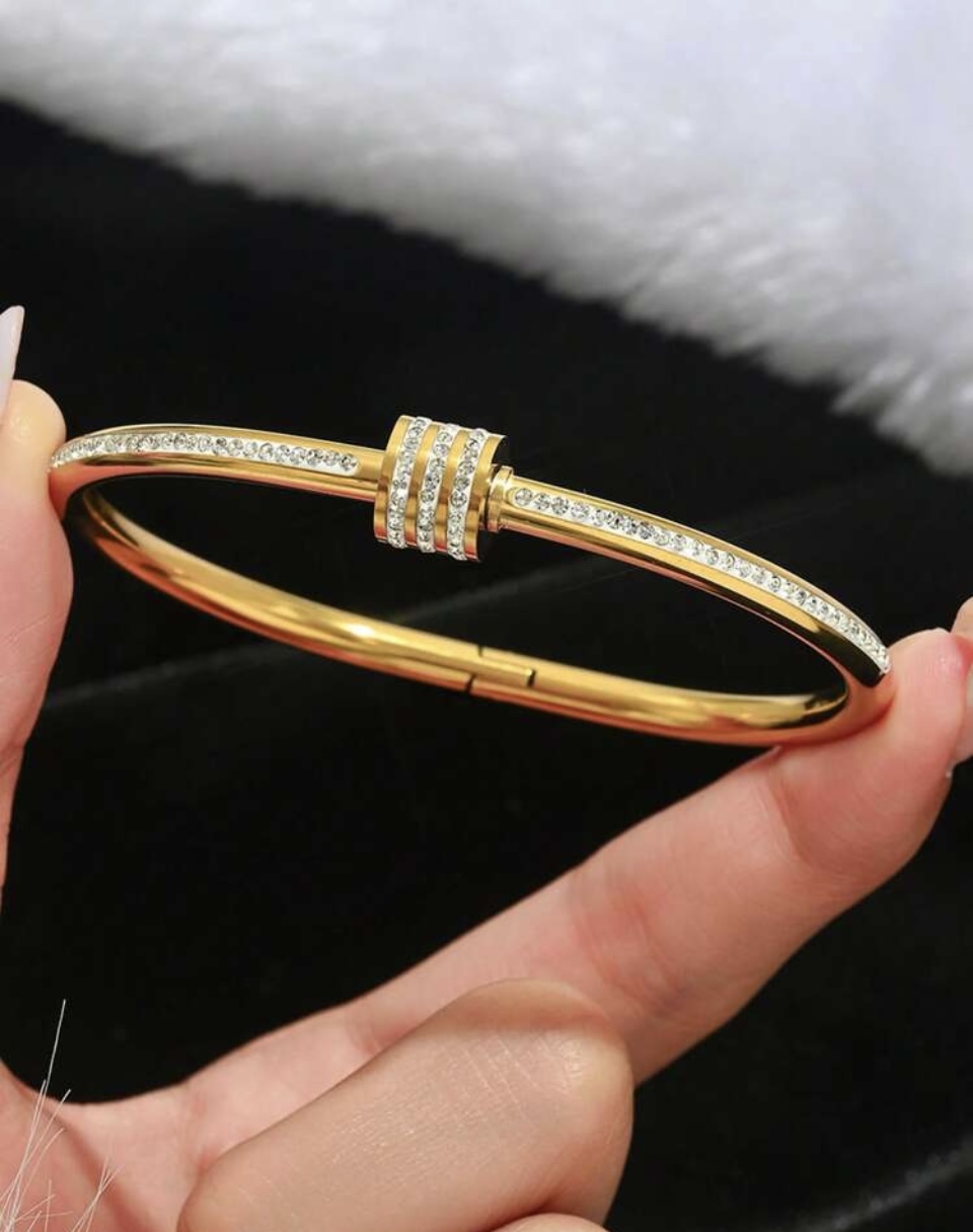 Bracelet doré jonc avec diamants
