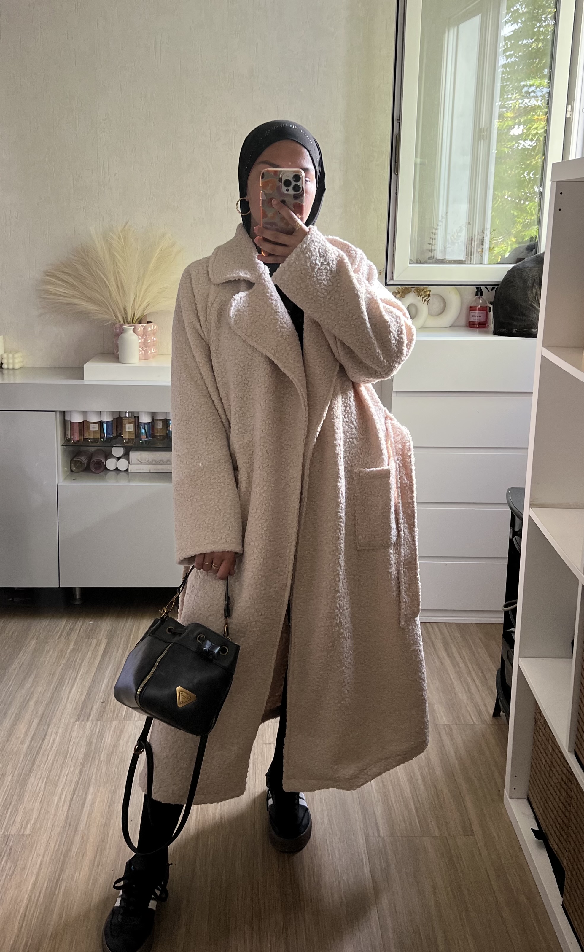 Manteau long en tissu peluche