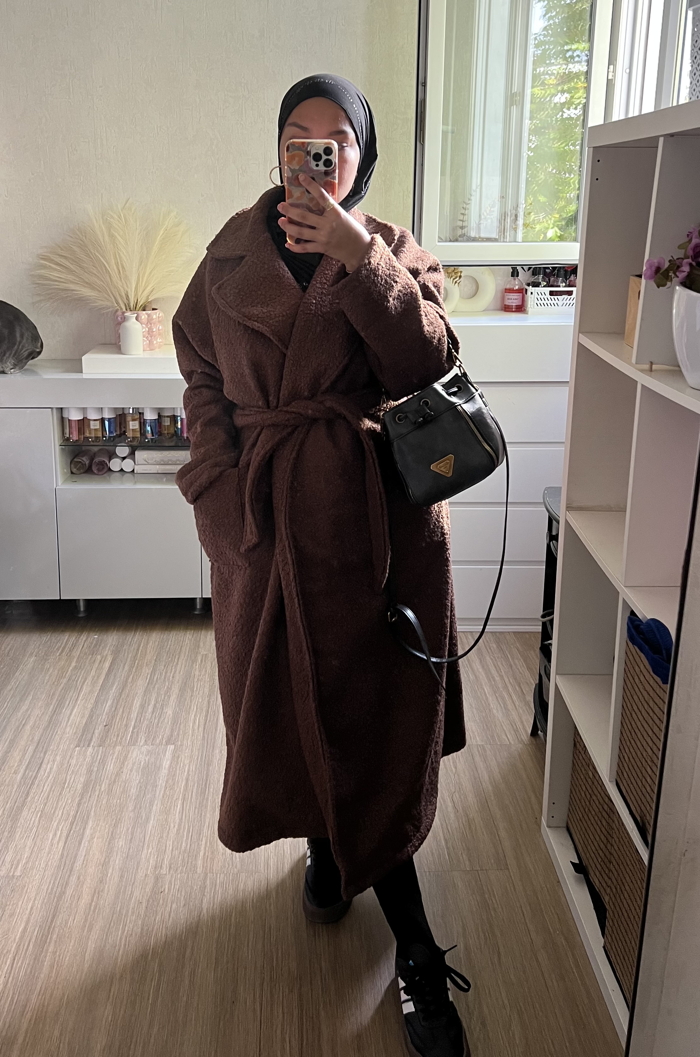 Manteau long en tissu peluche