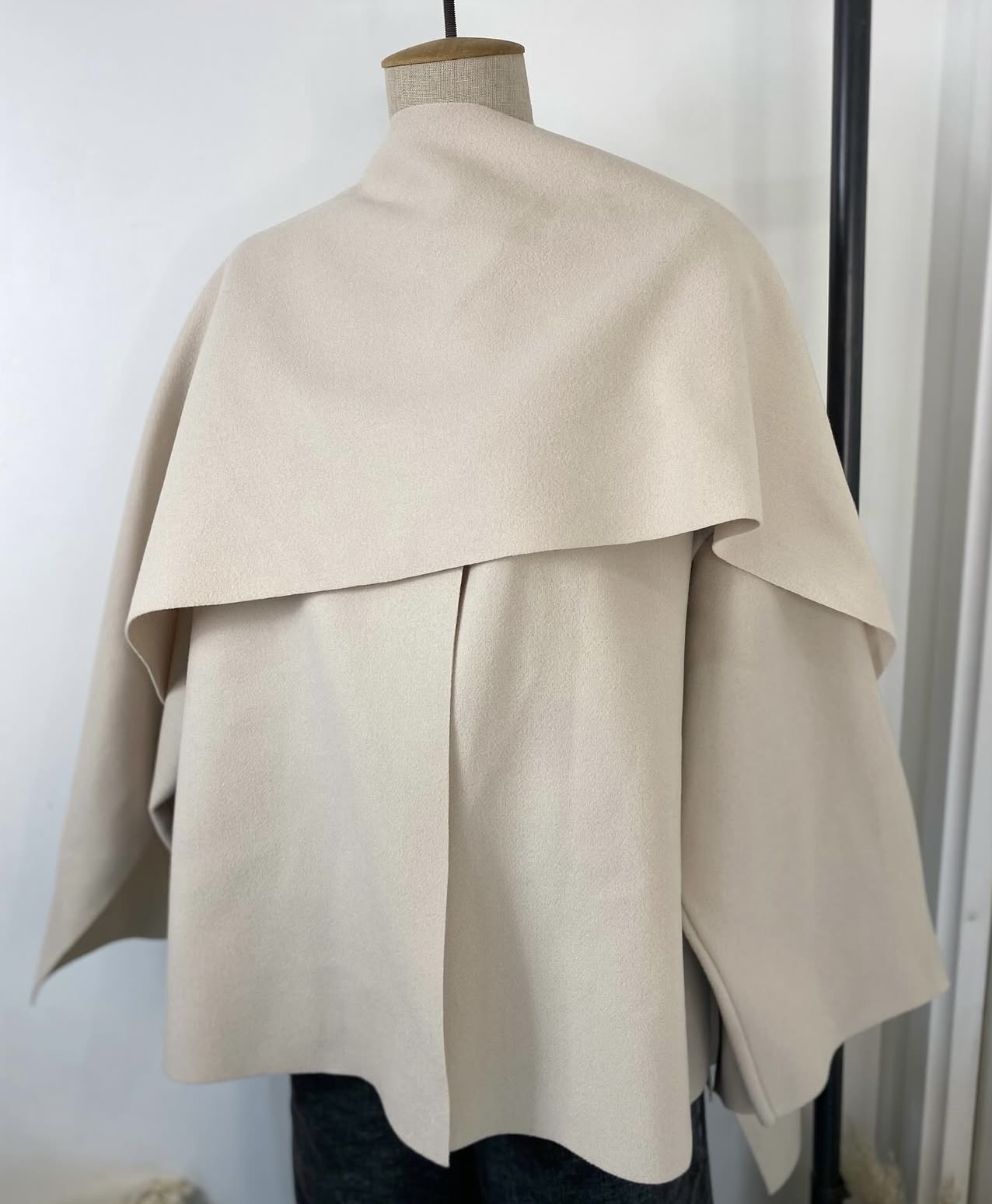 Cape poncho 