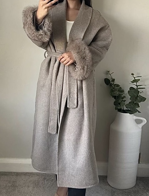 Manteau long manches frou-frou