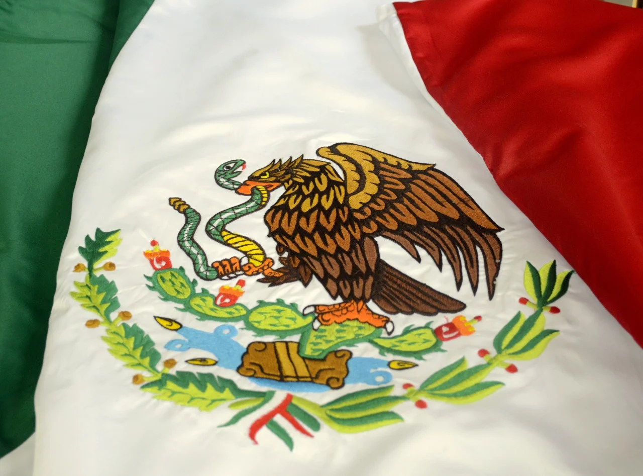 Bandera Bordada