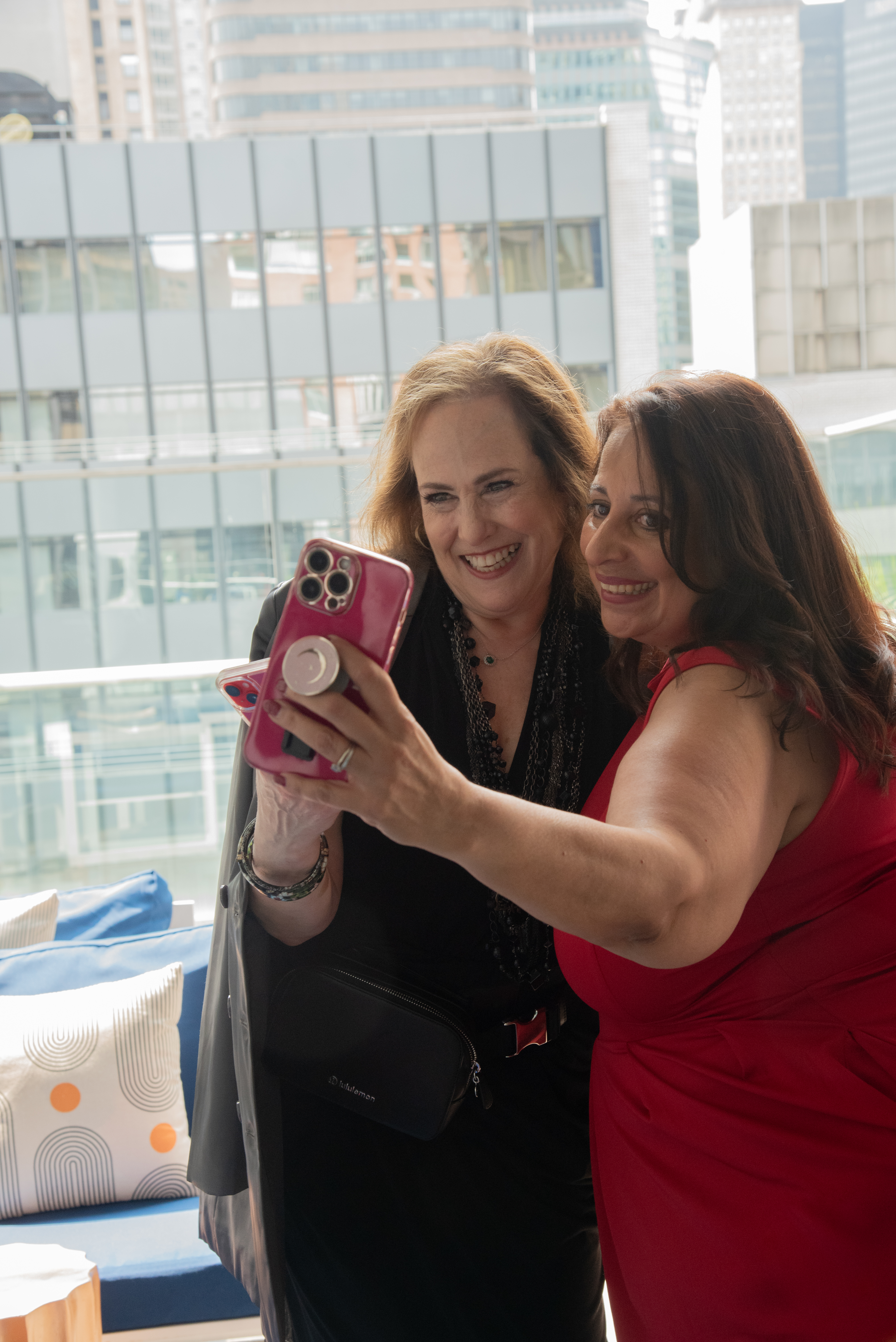 Simple Social Strategy for Women Entrepreneurs