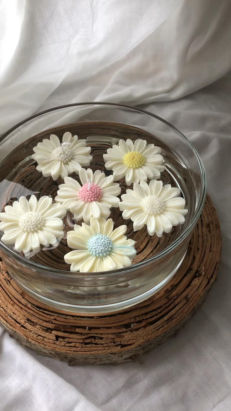 Daisy Floating Candle
