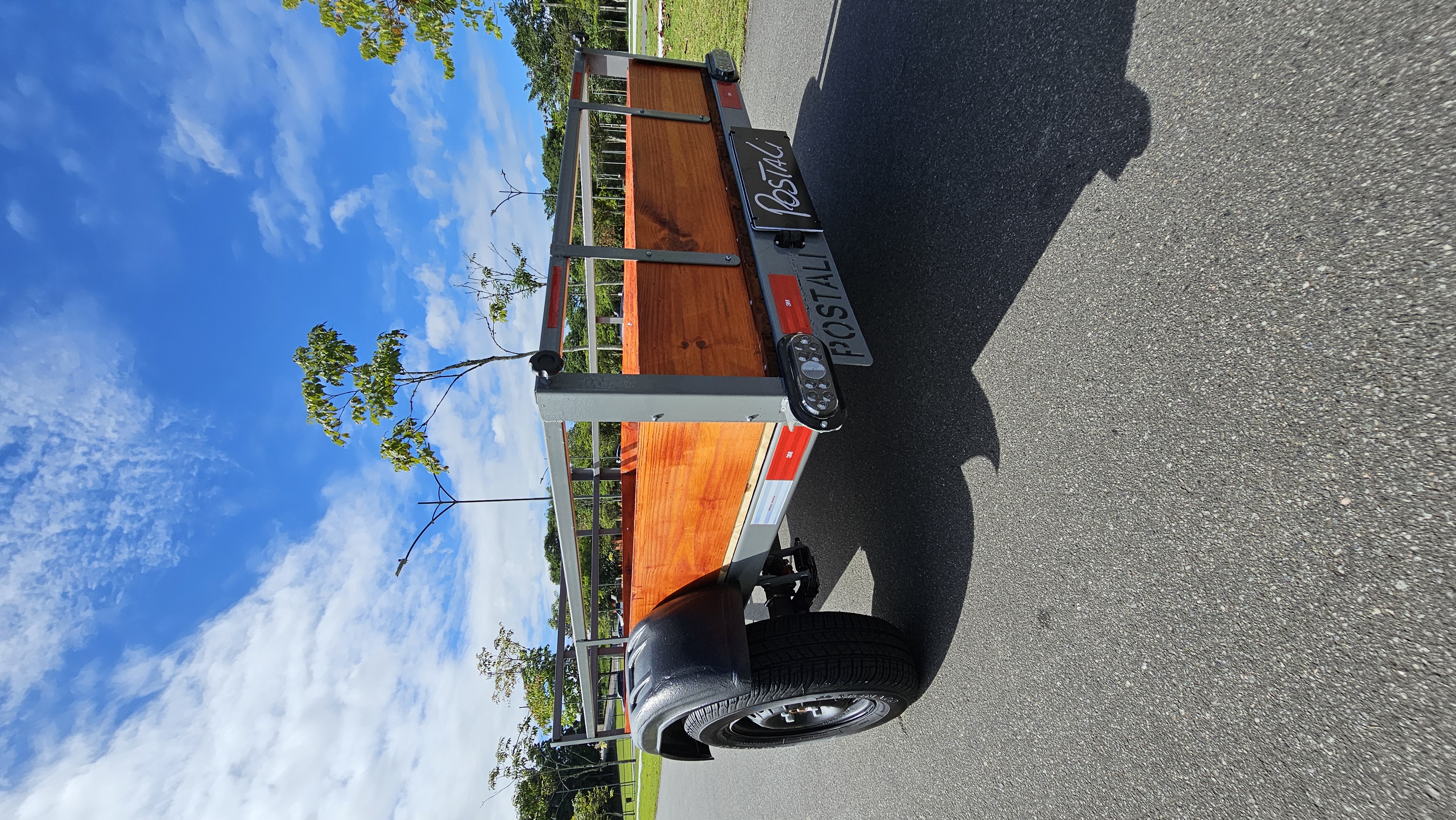 Aluguel mensal de Carretinha Reboque 2m x 1,2m - Capacidade de 500kg