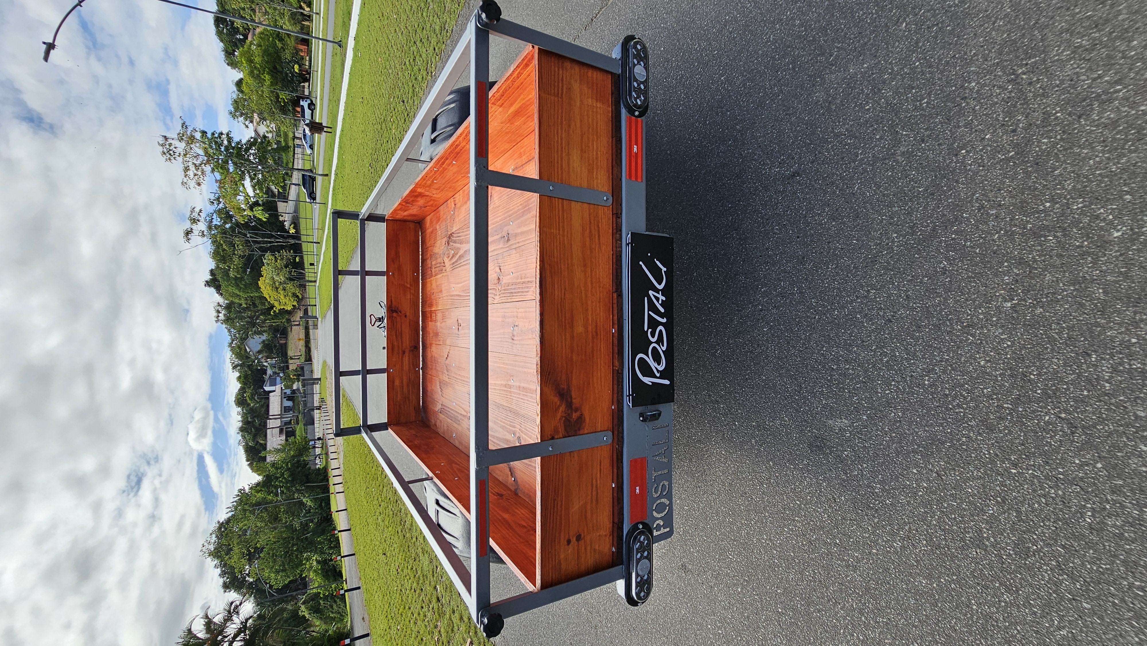 Aluguel diária de Carretinha Reboque 2m x 1,2m - Capacidade de 500kg