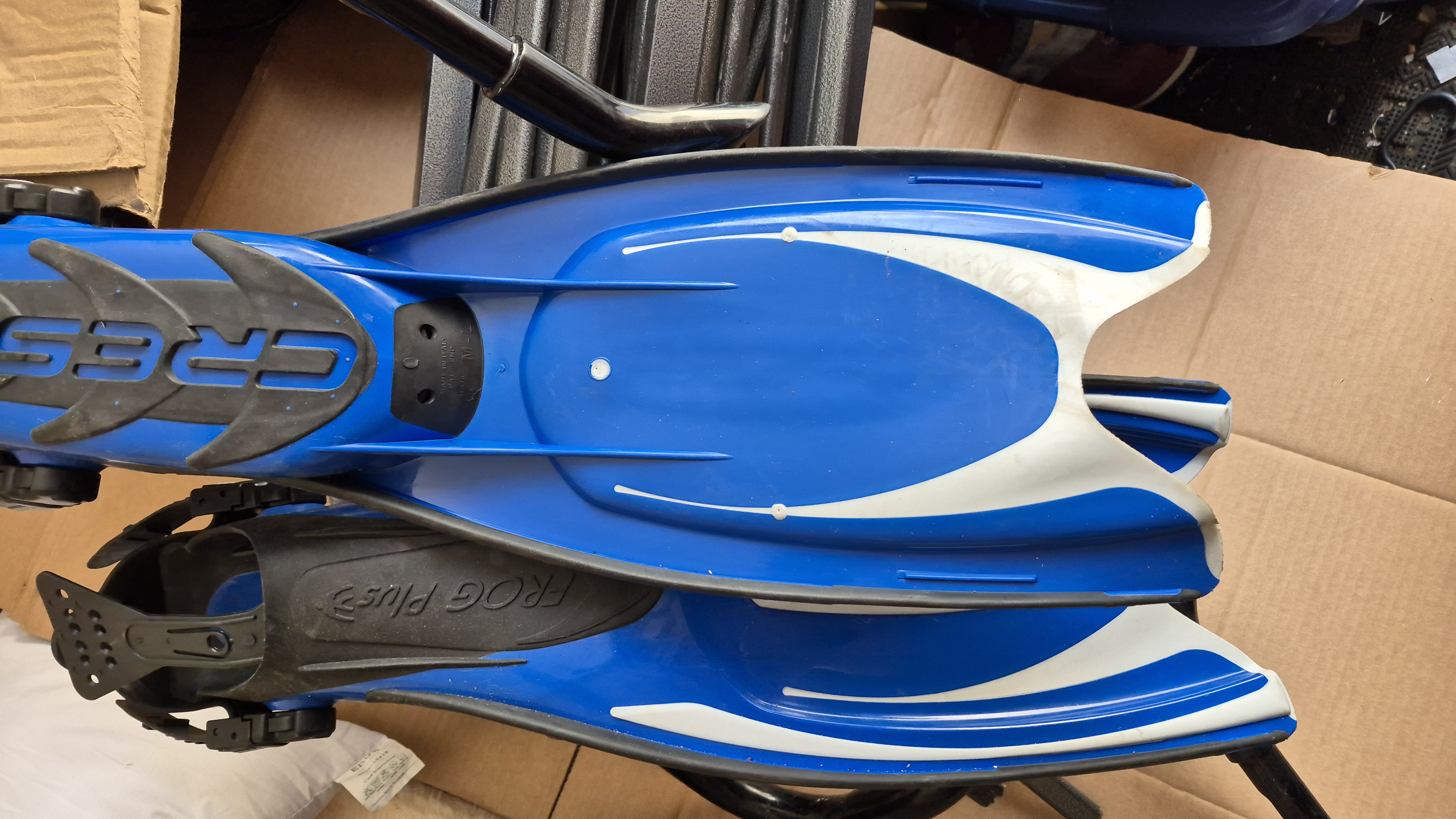 Cressi Blue and White Diving Fins