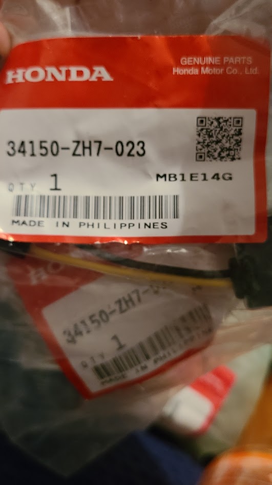 Honda Genuine Part 34150-ZH7-023