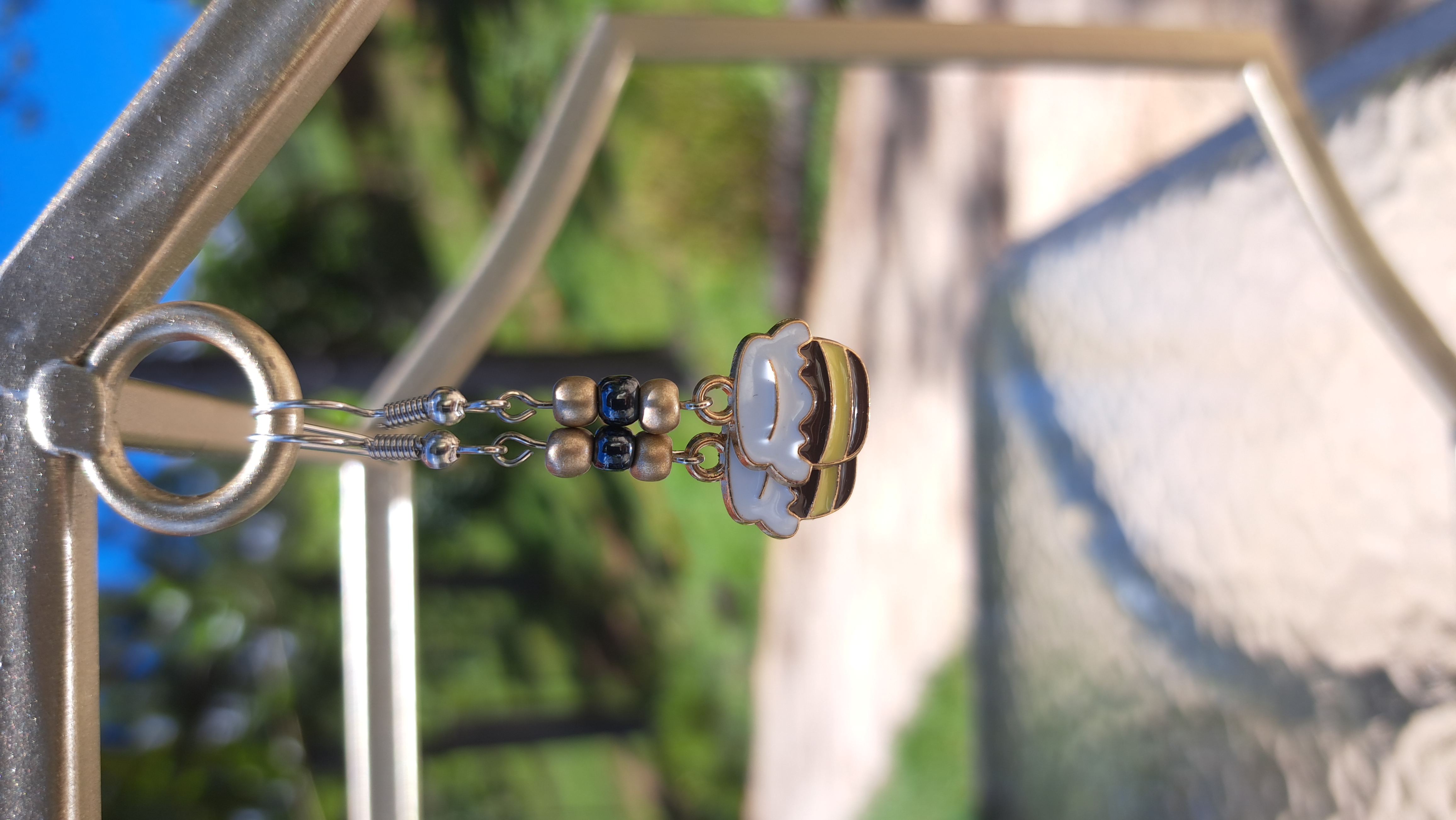 Honey pot earrings