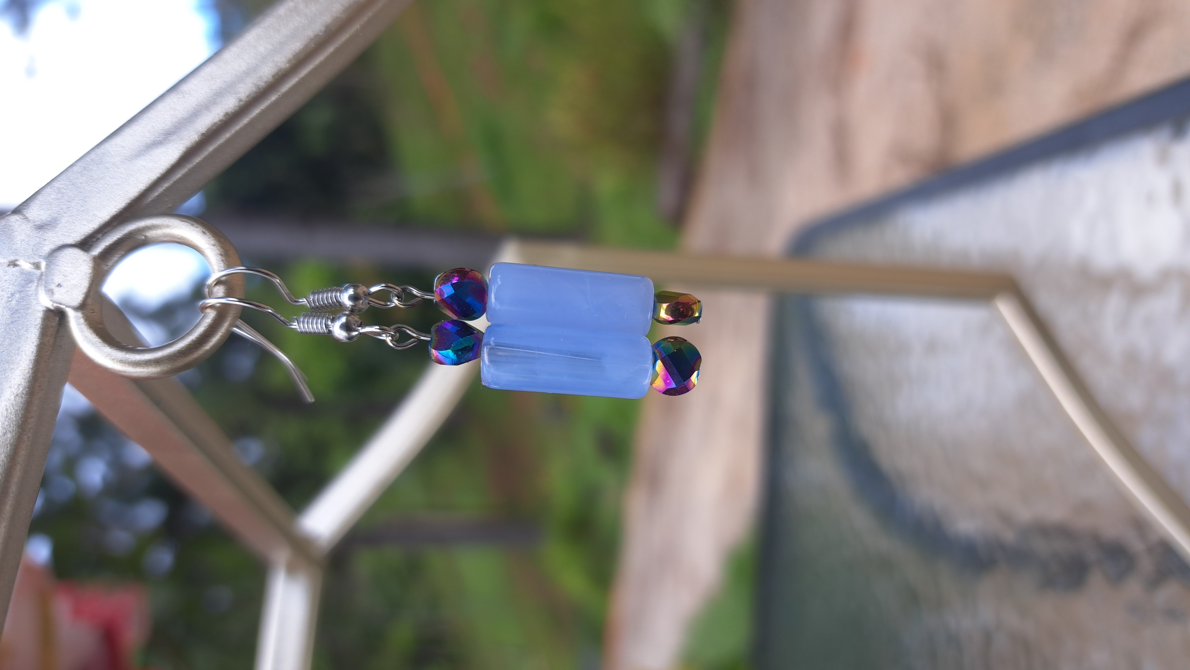 Earring with blue beads