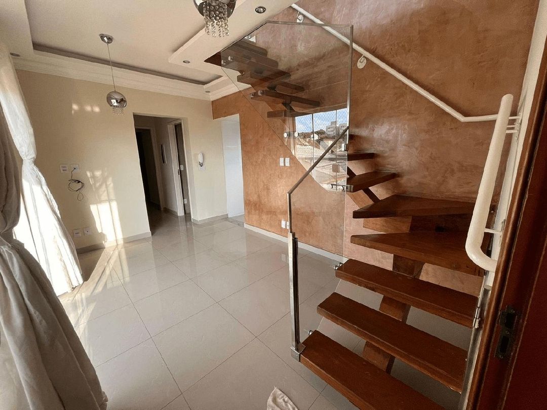 Unidade 5161 St. Mônica