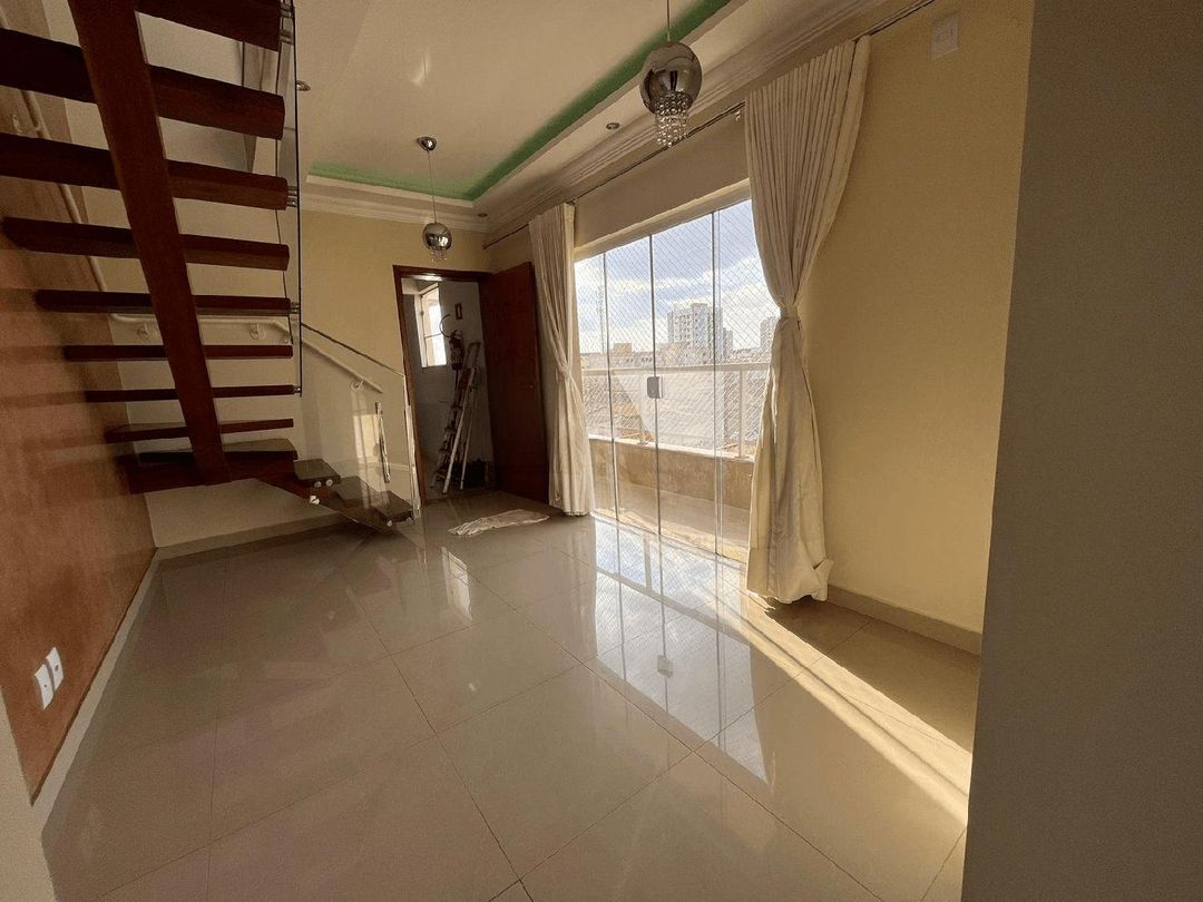 Unidade 5161 St. Mônica