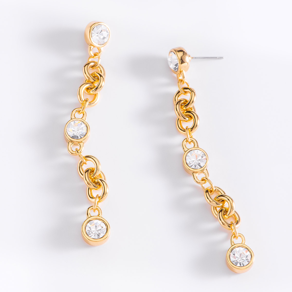 Aretes largos de lujo en baño de oro con cristales