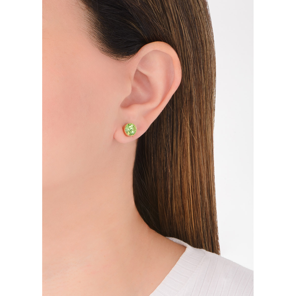 Aretes conbaño de oro 18k con piedra verde diseño clásico