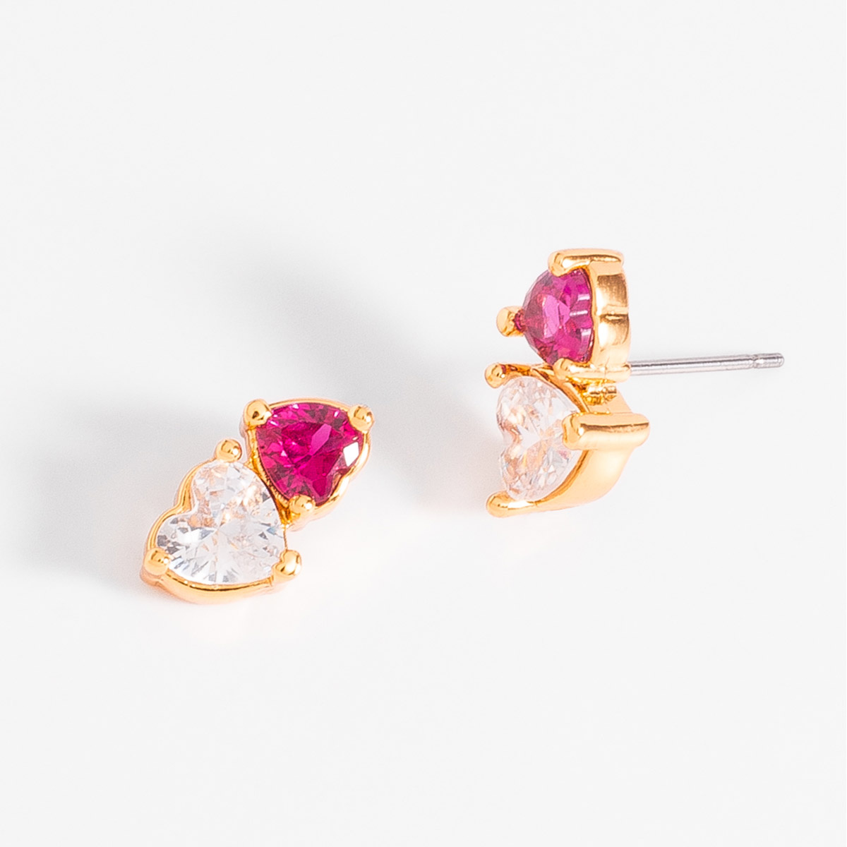 Aretes en forma de corazón con baño de oro y cristales en dos tonos