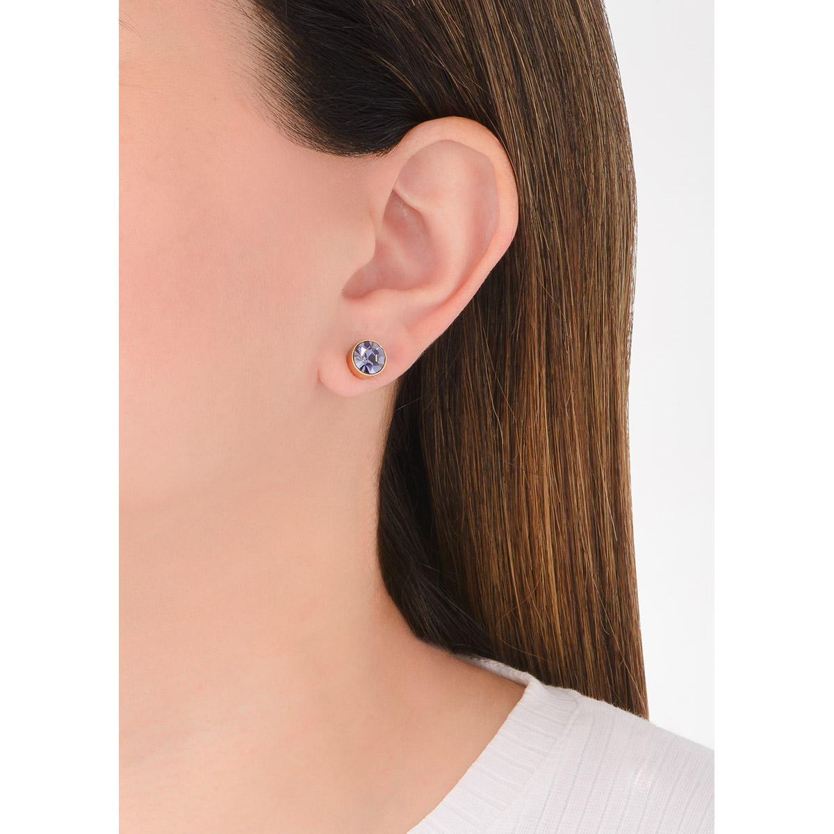 Aretes tipo botón en baño de oro con piedra púrpura