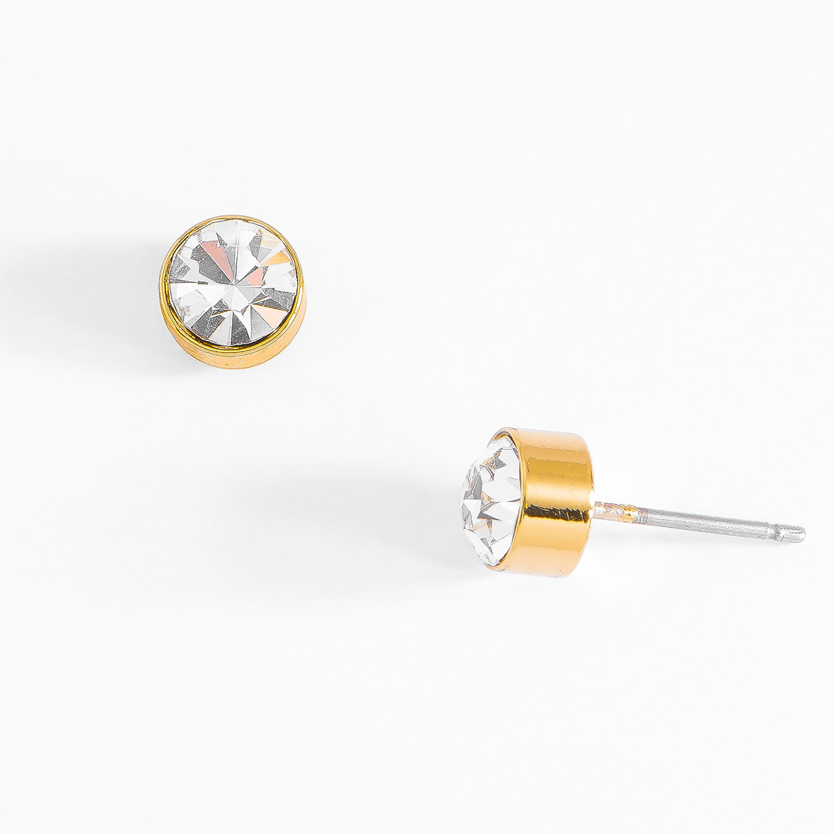 Aretes de oro 18k con piedra cristal incrustada