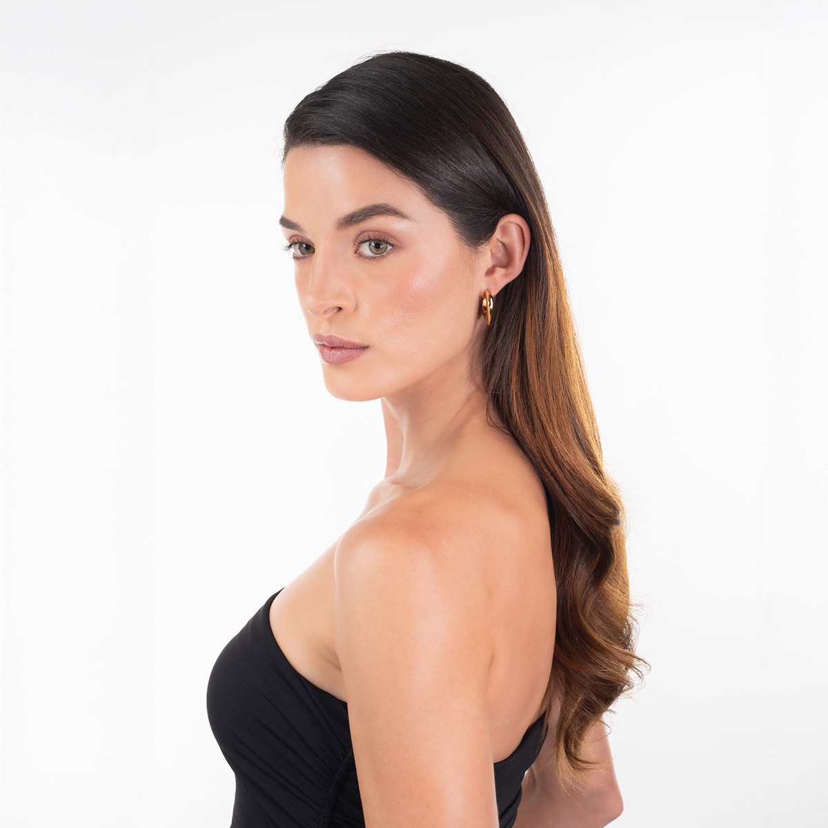 Aretes en 4  baños de oro diseño aro moderno pulido