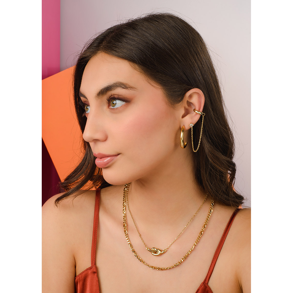 Aretes pequeños con poste y piedra Diamonice®