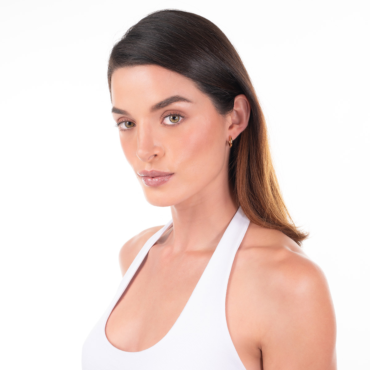 Aretes en baño de oro diseño aro clásico minimalista