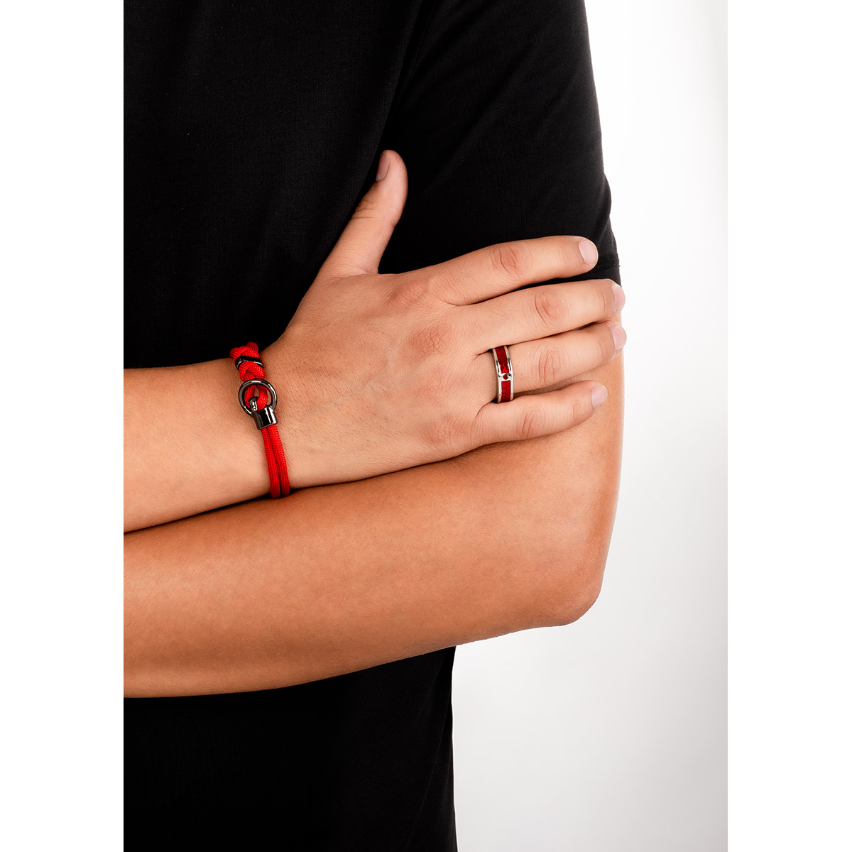 Pulsera en baño de cobalto diseño rollo hombre