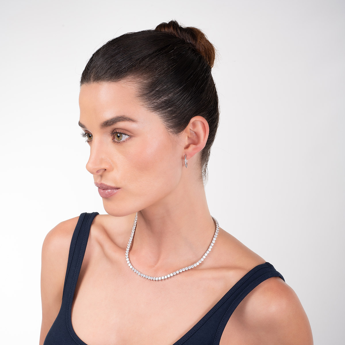 Aretes en baño de rodio aros piedras toque brillante