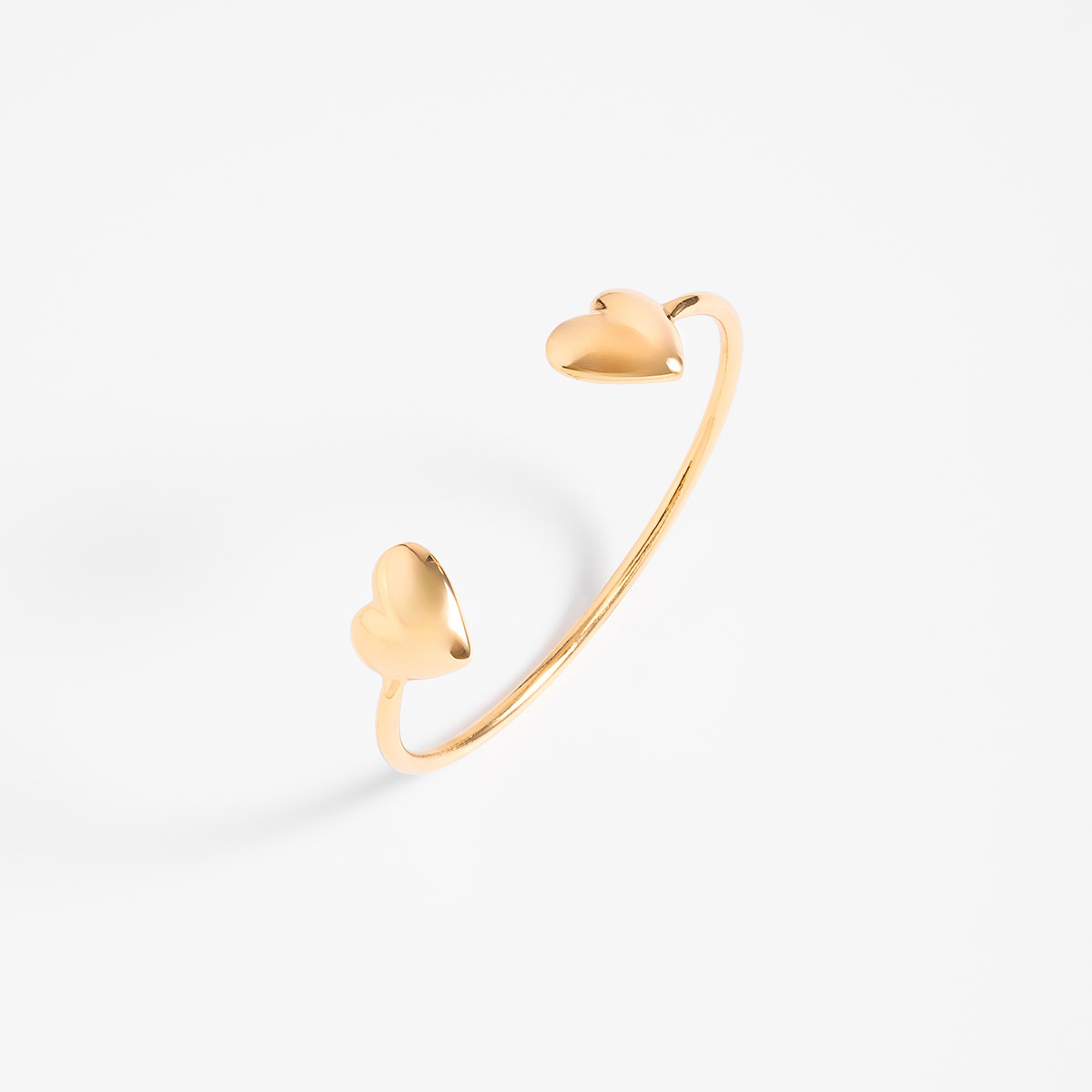 Pulsera dorada con corazones con 4 baños de oro