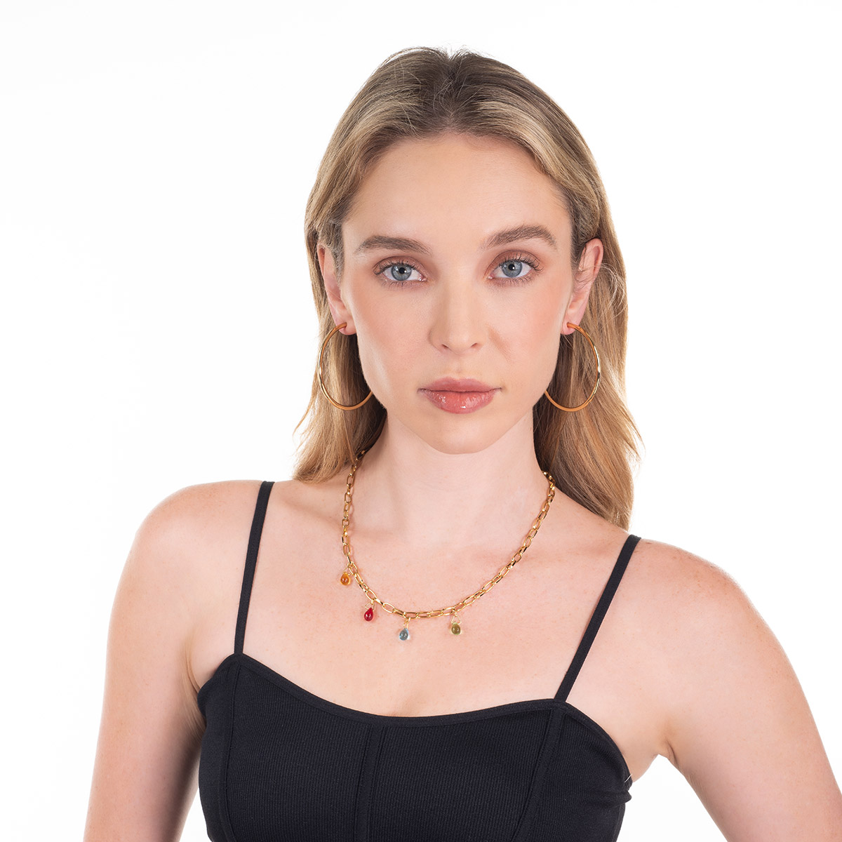 Aretes en baño de oro diseño aro clásico y pulido