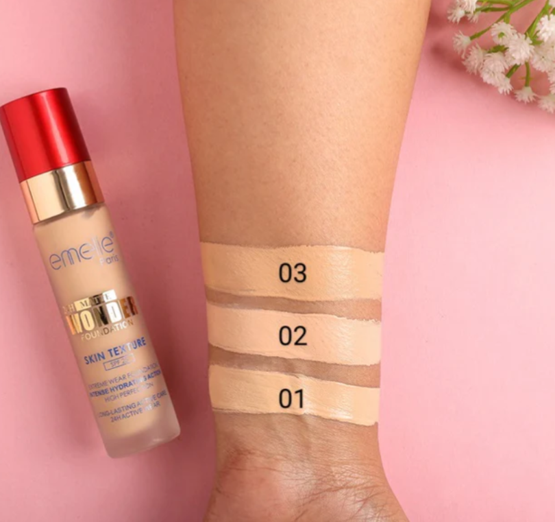 Emelie Paris 24H Matte Wonder Foundation