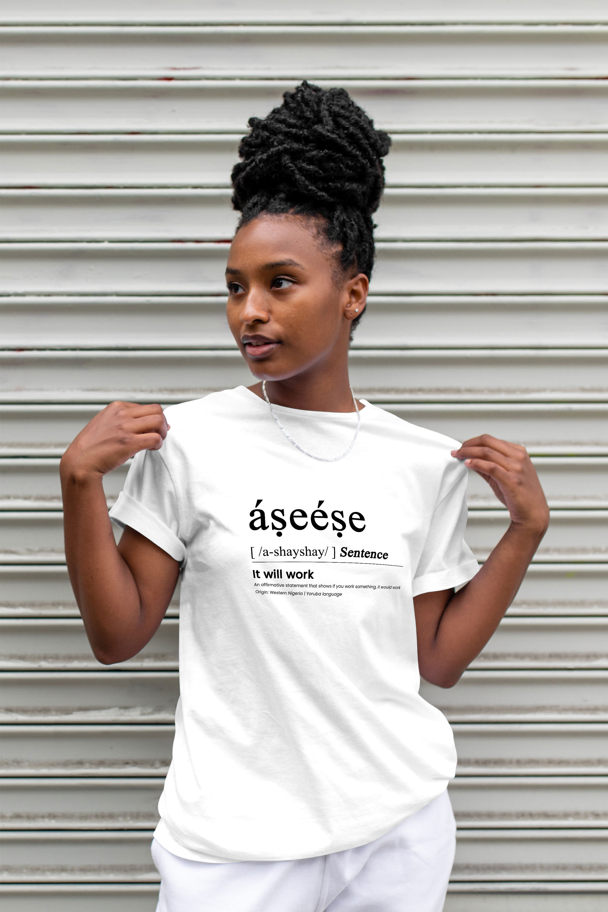 Às̩e̩e̩se Statement T-Shirt