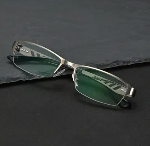 🔥ULTRA-LIGHT MULTI-FOCAL PHOTOCHROMIC READING GLASSES