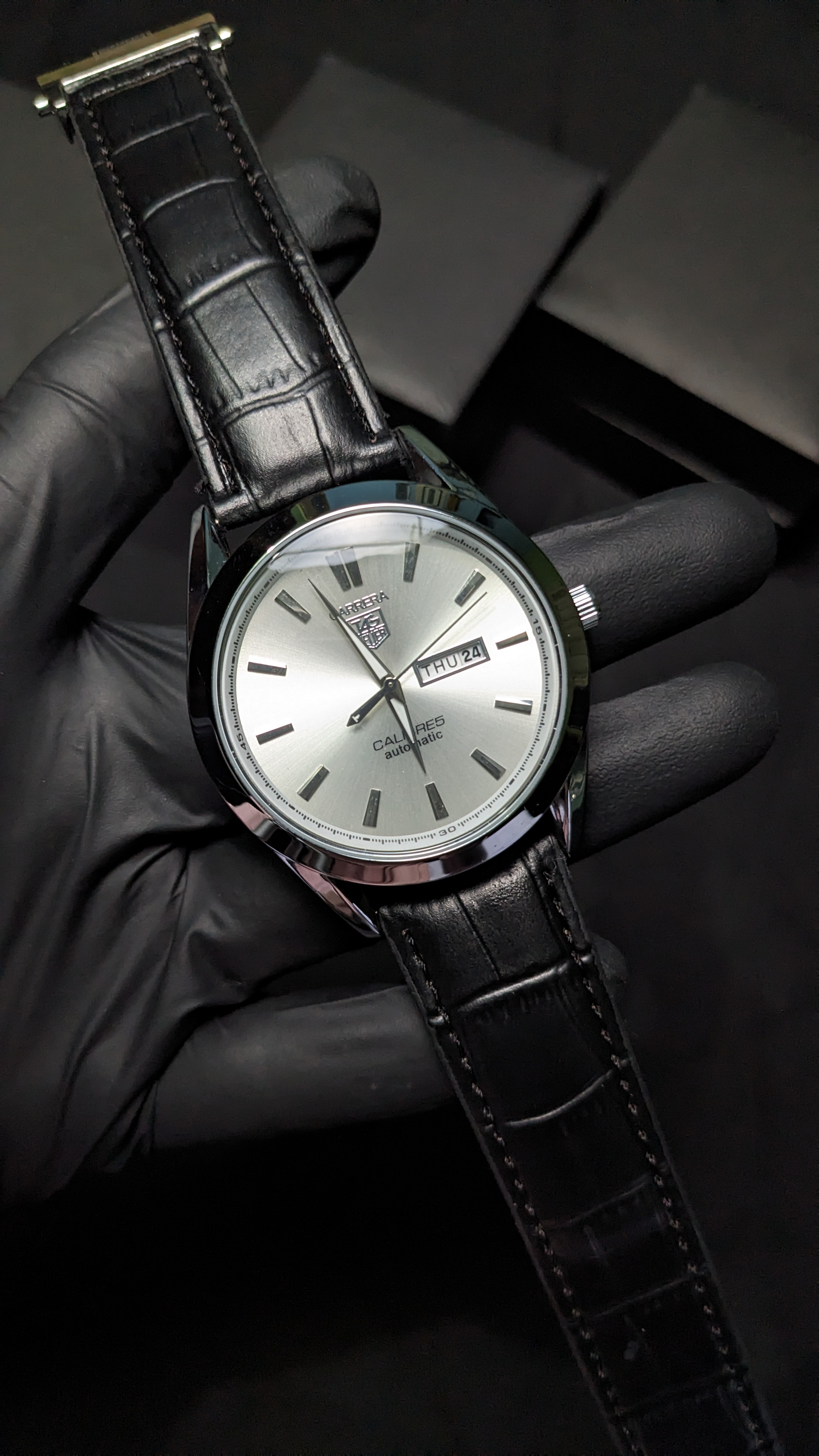 Tag Heuer Carrera Leather strap White dial