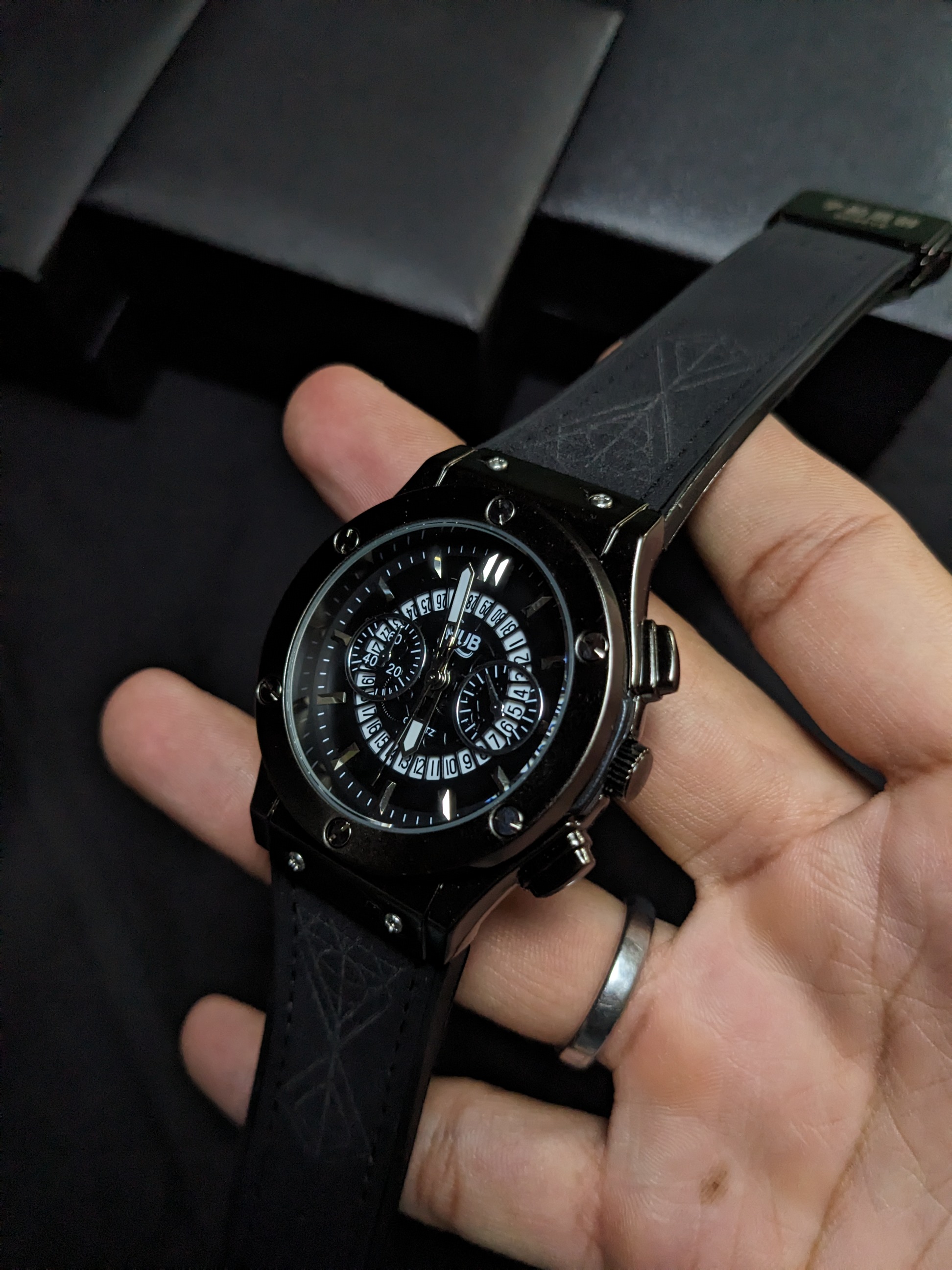 Hublot Date Skeleton (Metallic Grey)
