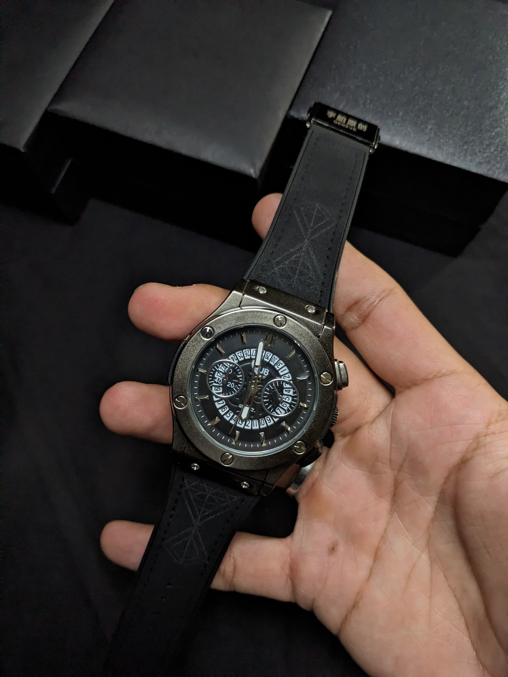 Hublot Date Skeleton (Metallic Grey)