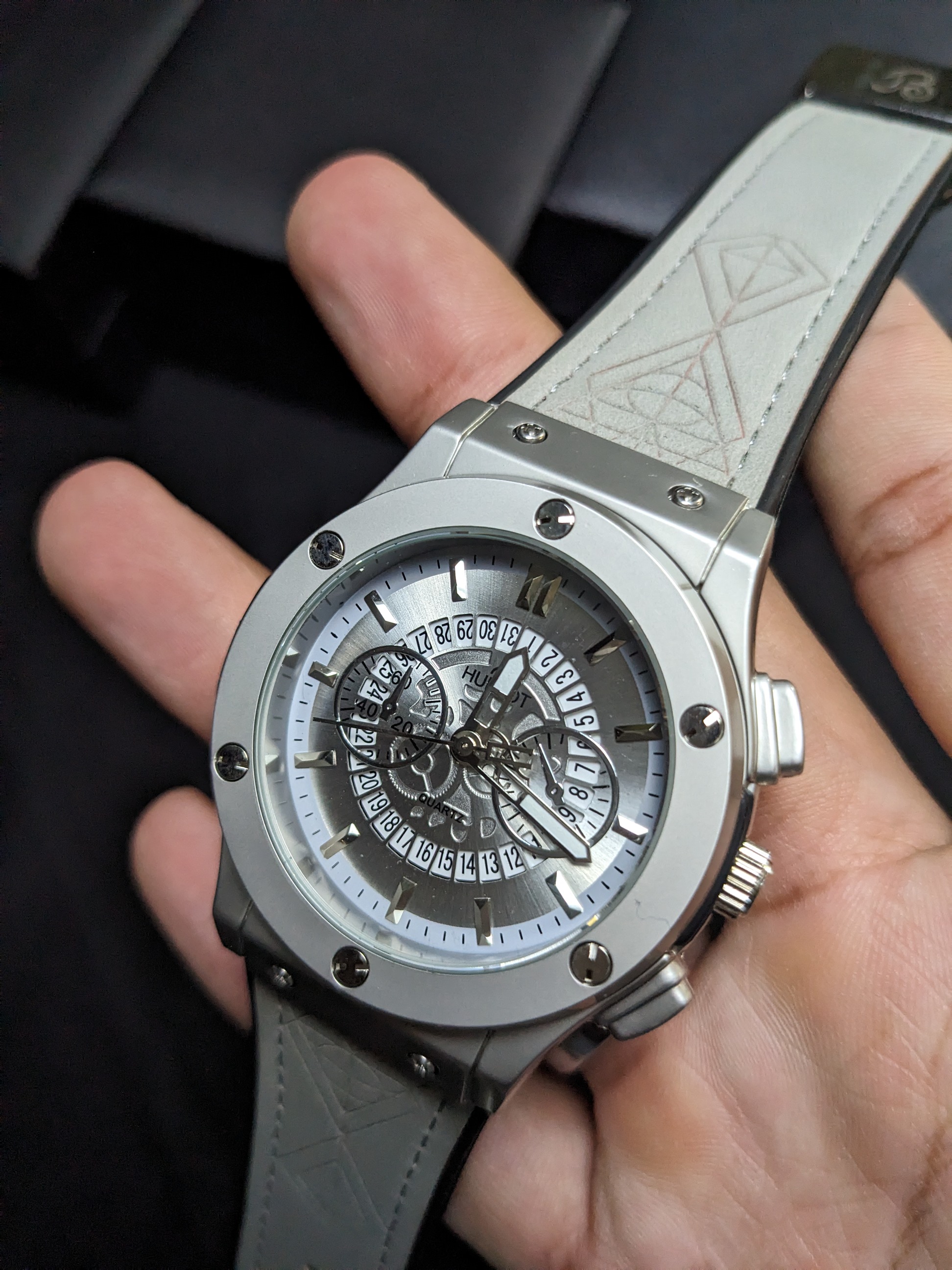 Hublot Date Skeleton White strap (Silver)