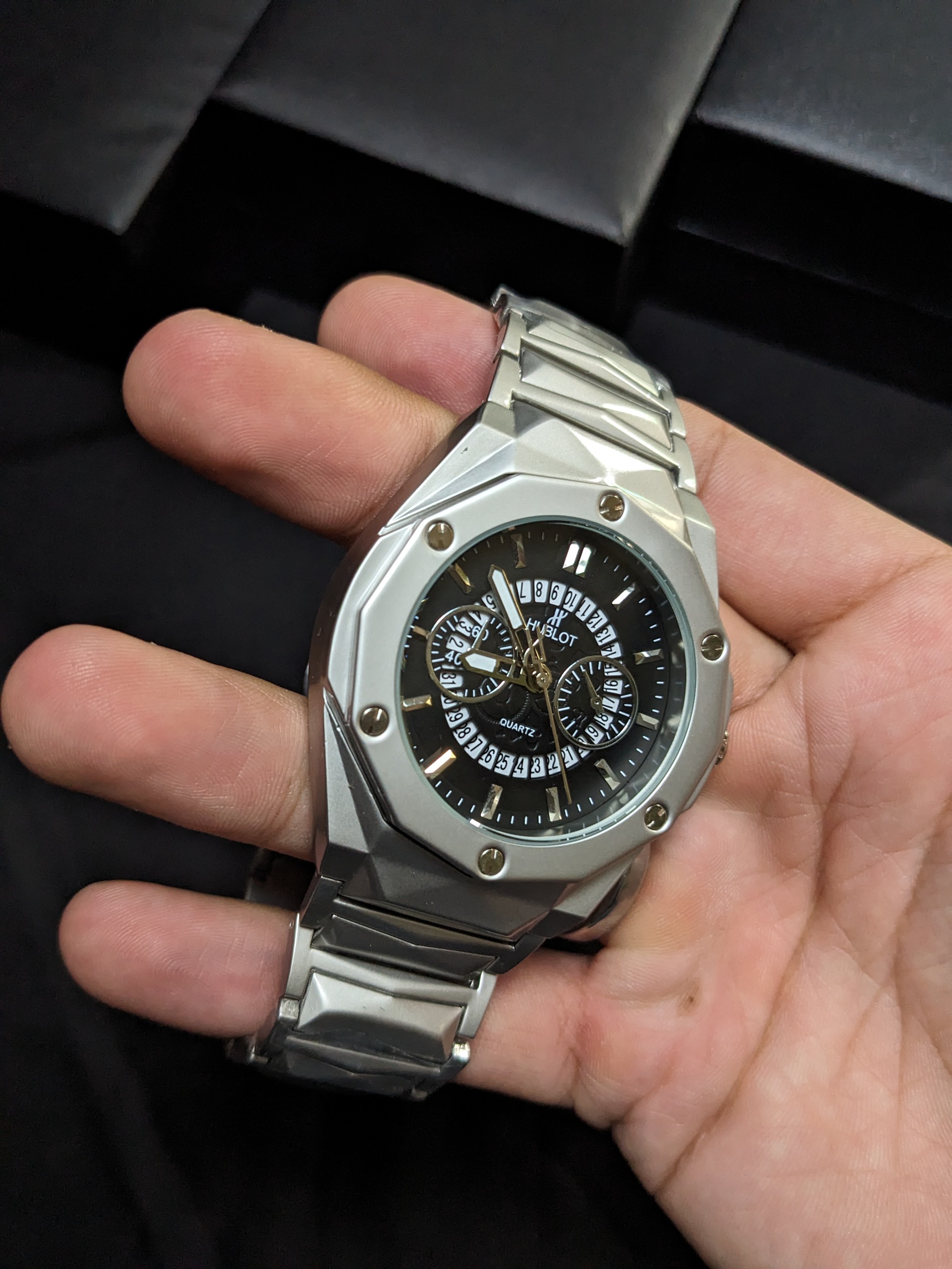 Hublot Diamond Cut Skelton (Silver) 