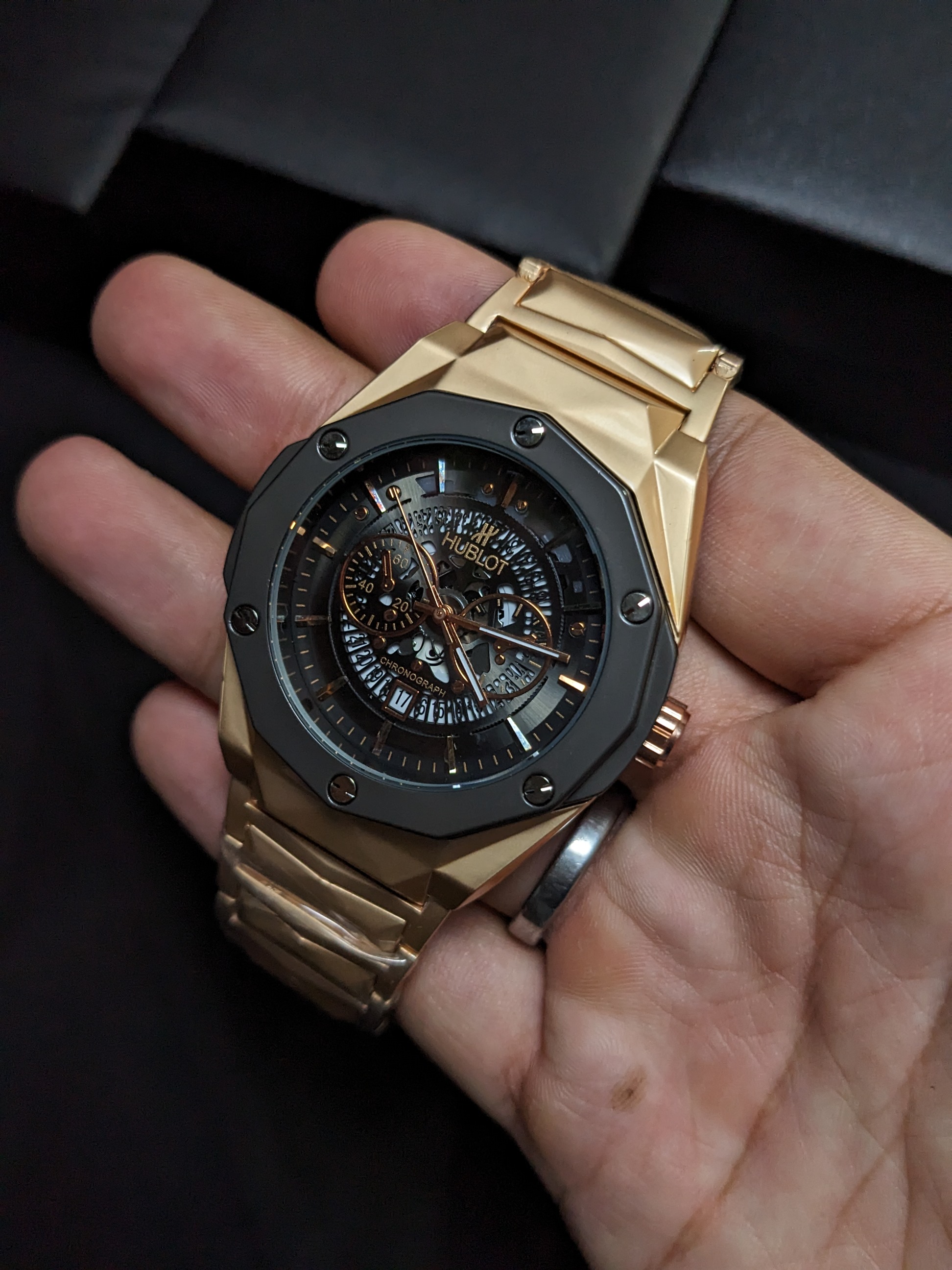 Hublot Diamond Cut Skelton (Gold) 