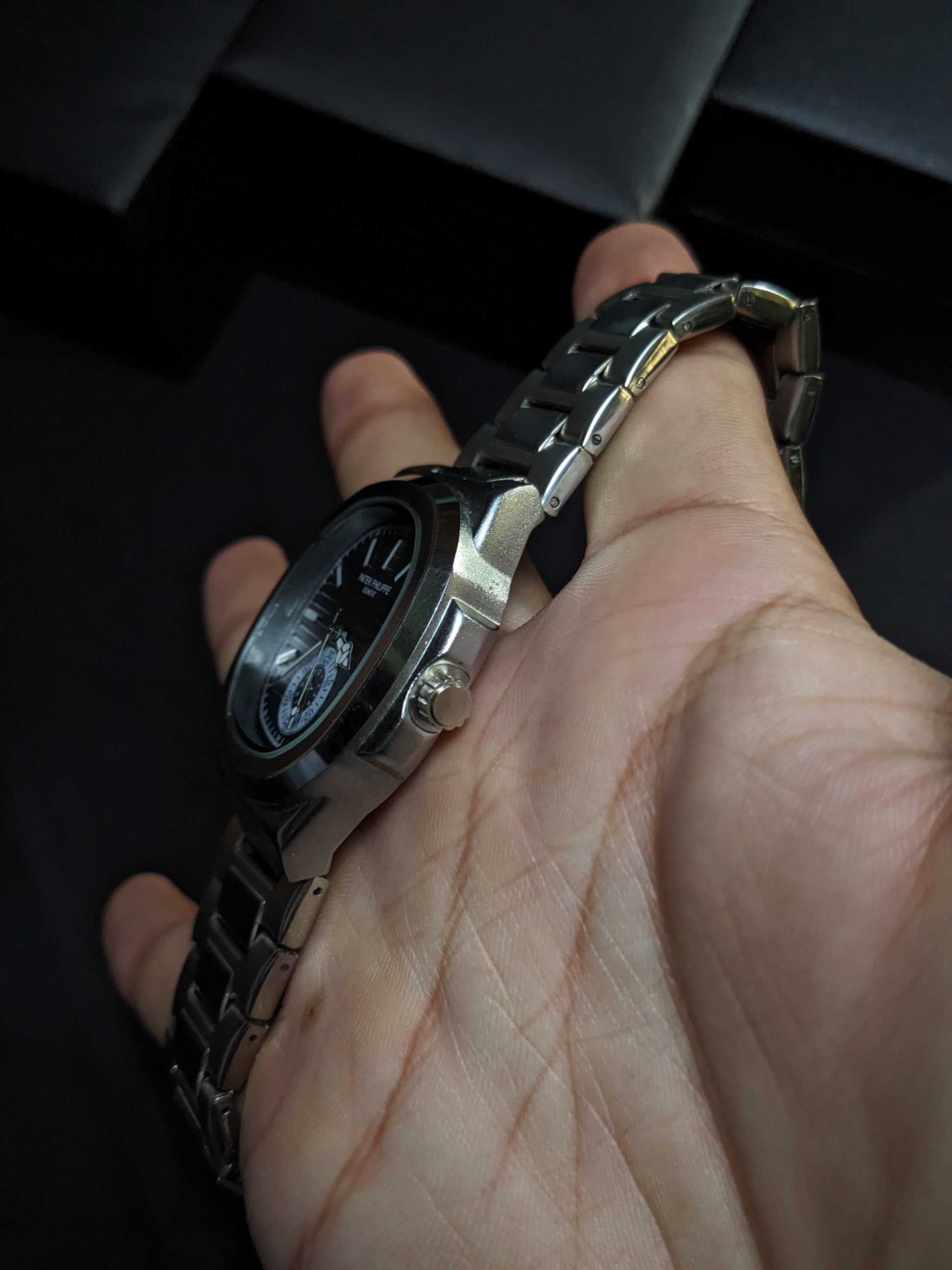 Patek Philippe silver (Black dial)