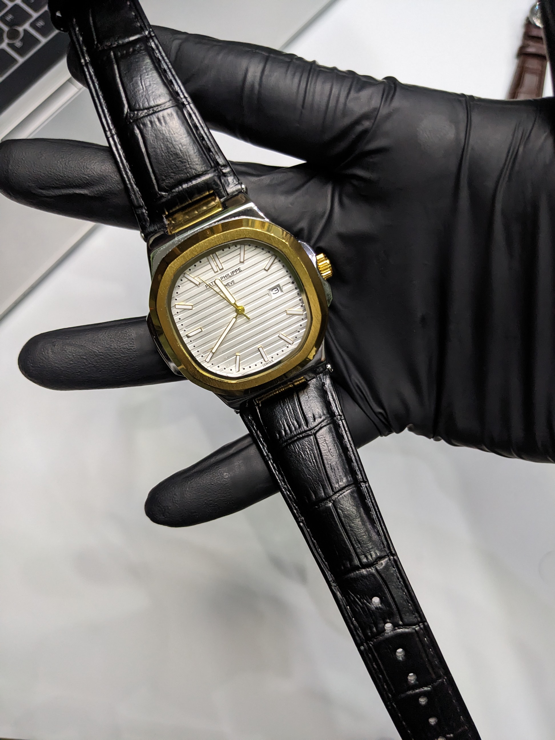 PP Nautilus Black Leather strap (2 Tone)
