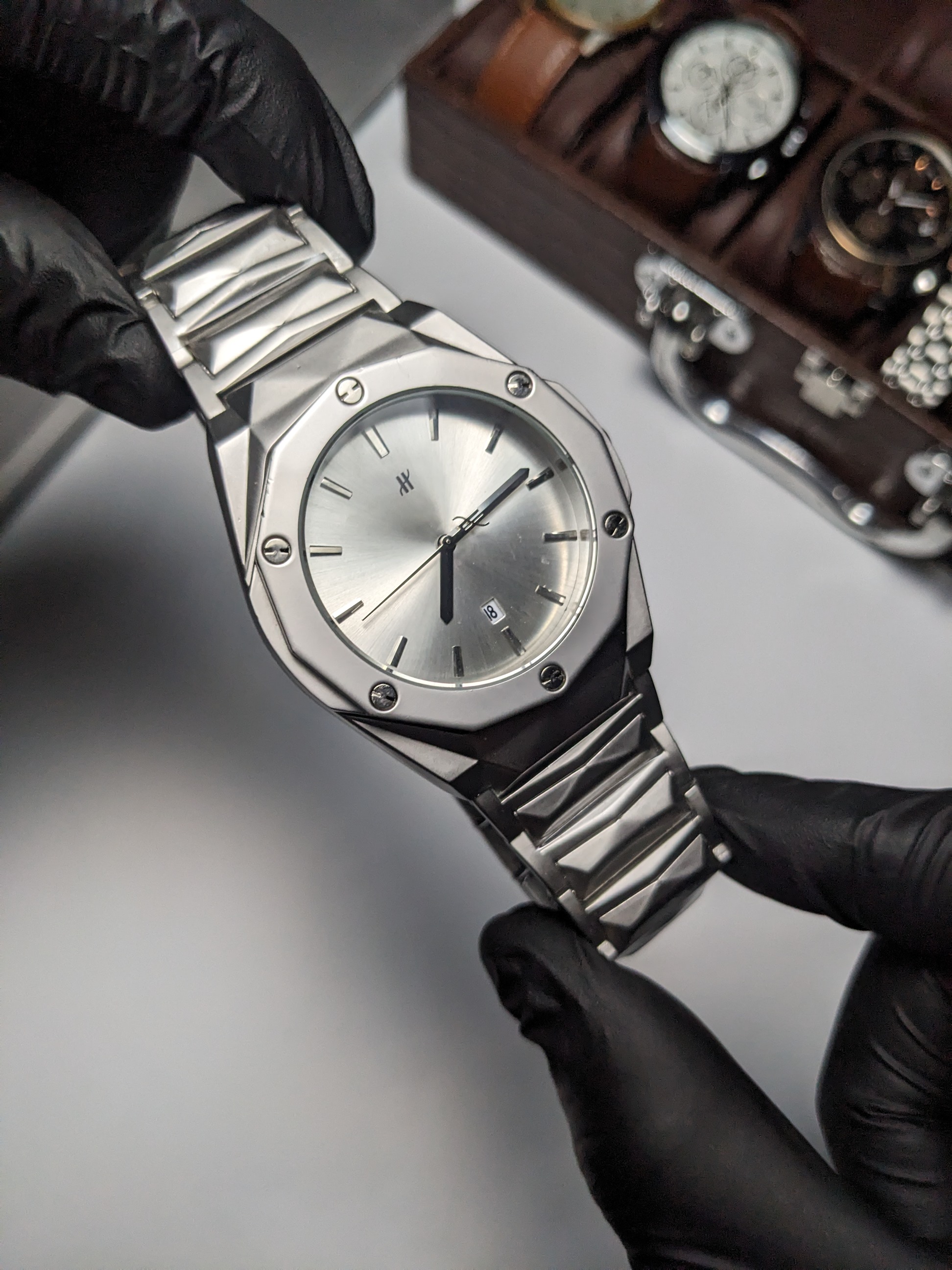 Hublot Diamond Cut Simple (Silver) 