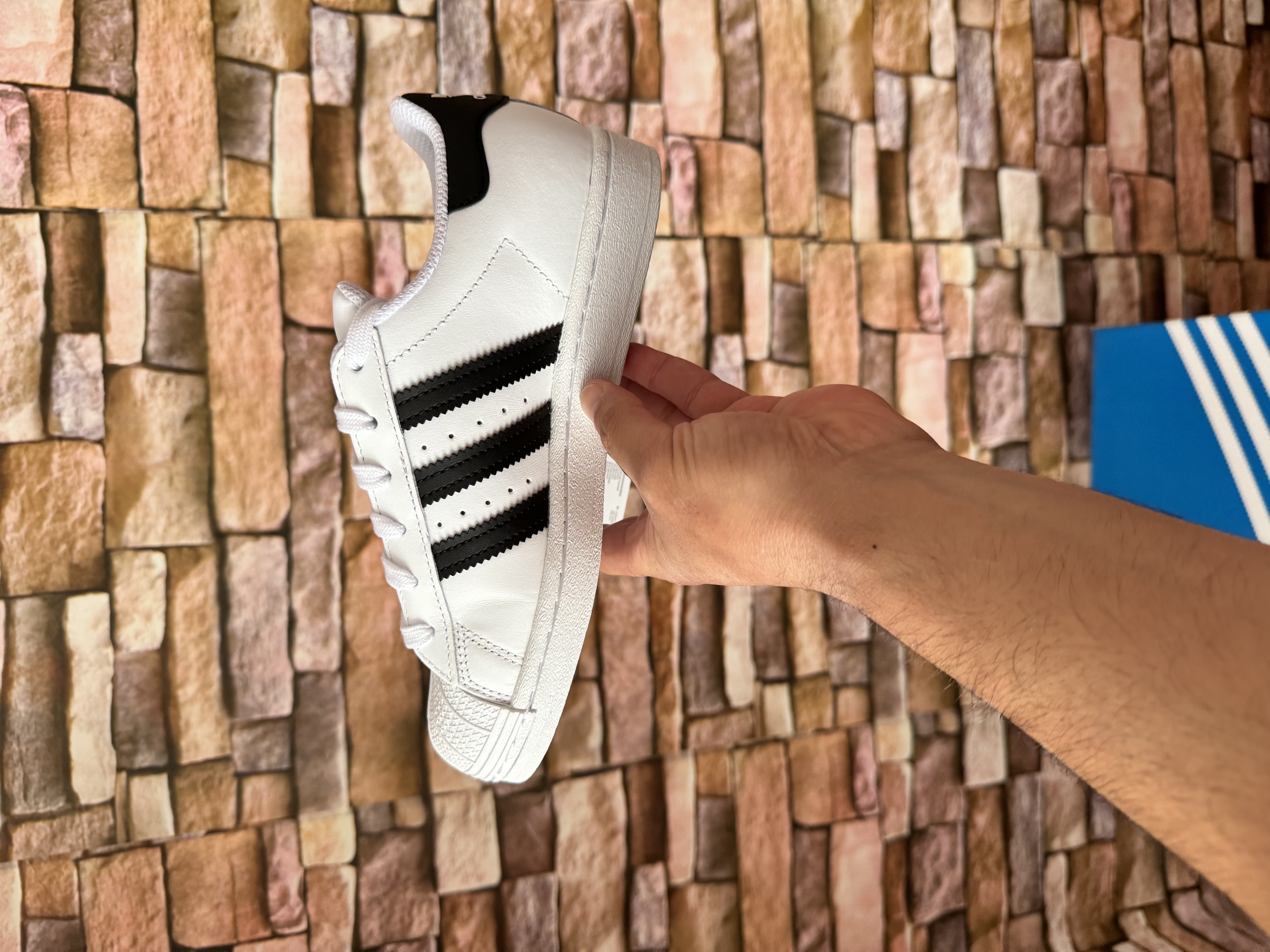 Adidas Superstar J "Cloud White/Core Black"