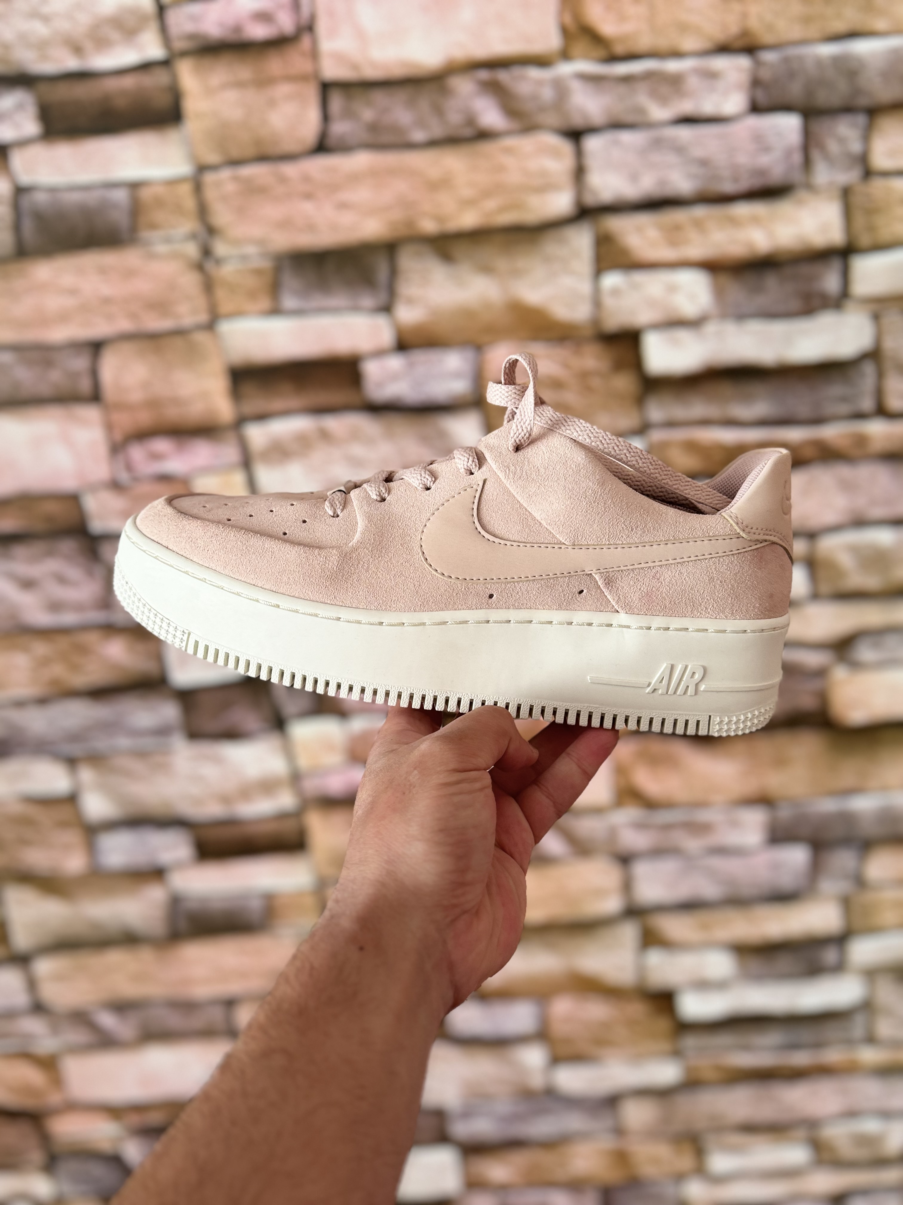 Nike Air Force 1 Sage Low “Particle Beige”