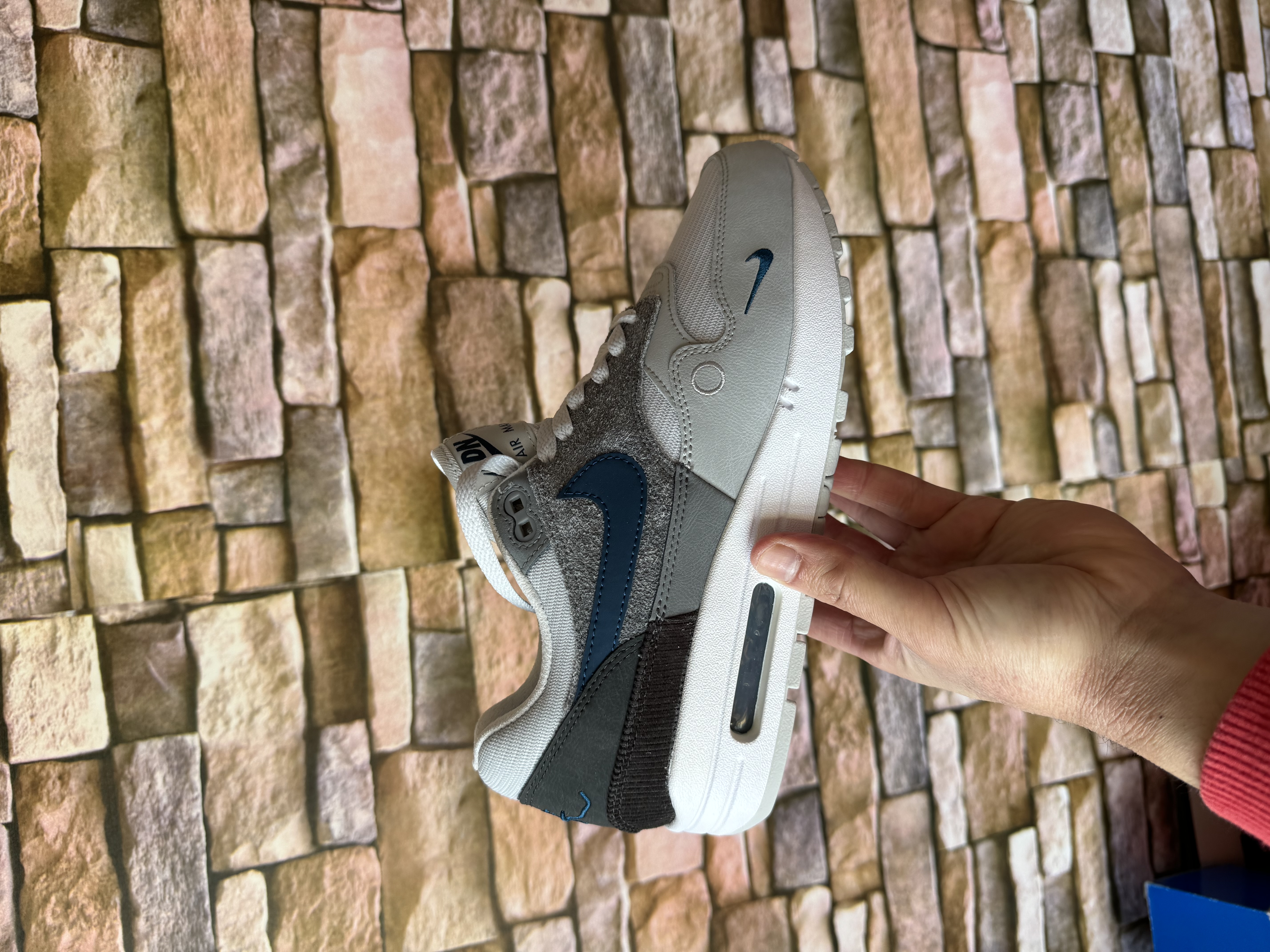 Nike Air Max 1 London – Urban Grey Sneaker