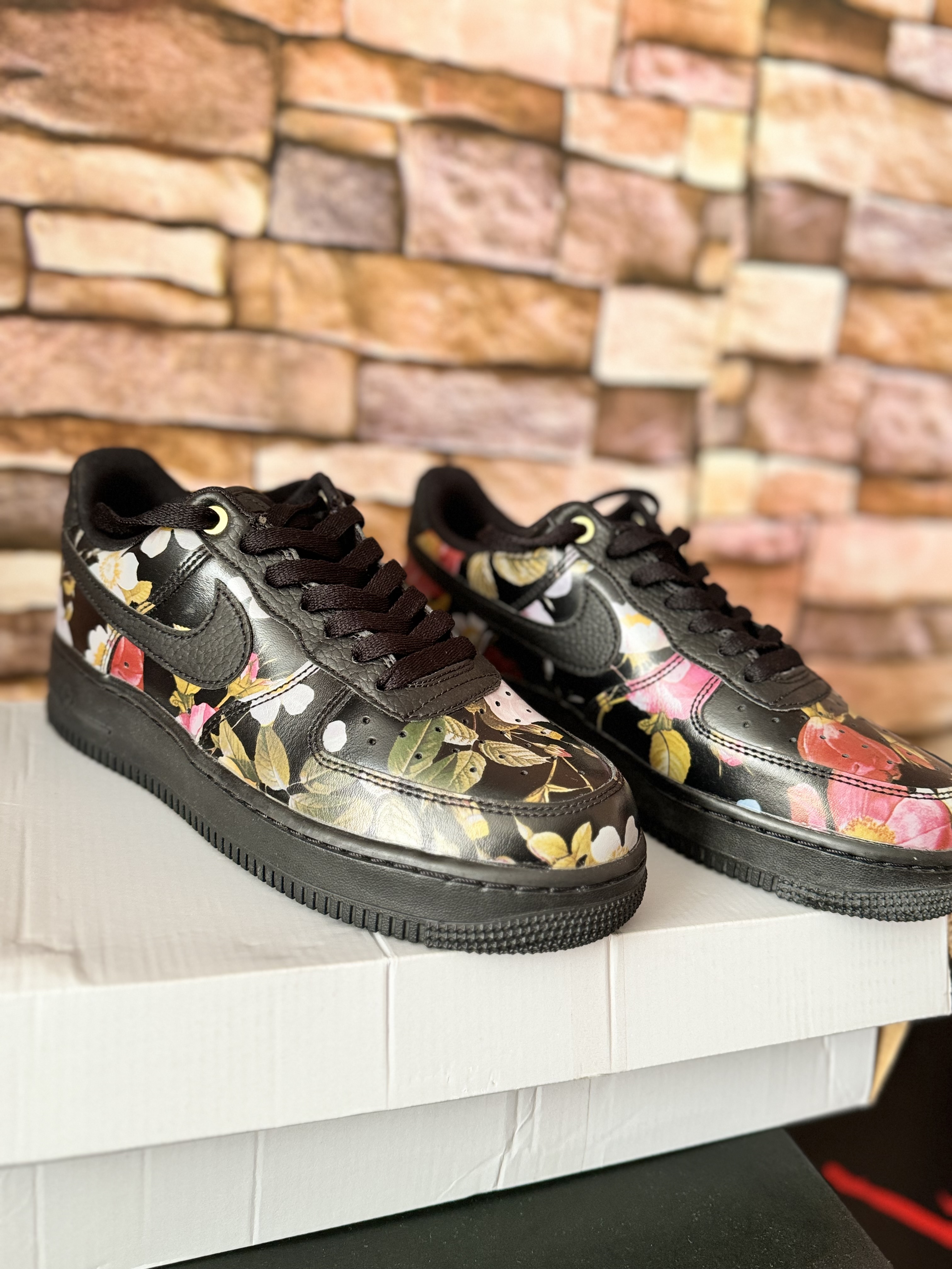 Nike Air Force 1 Low "Black Floral"