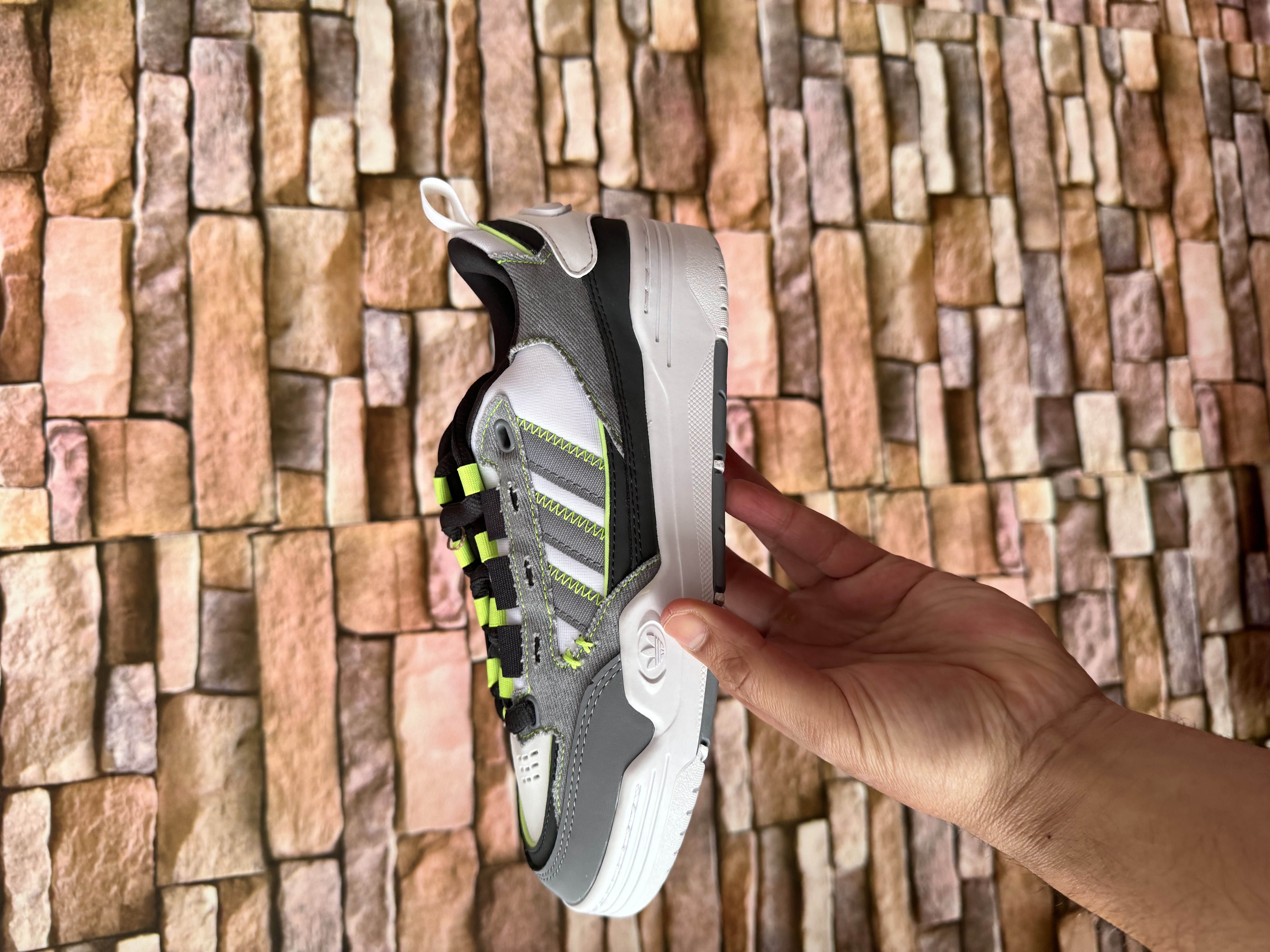 Adidas ADI2000J